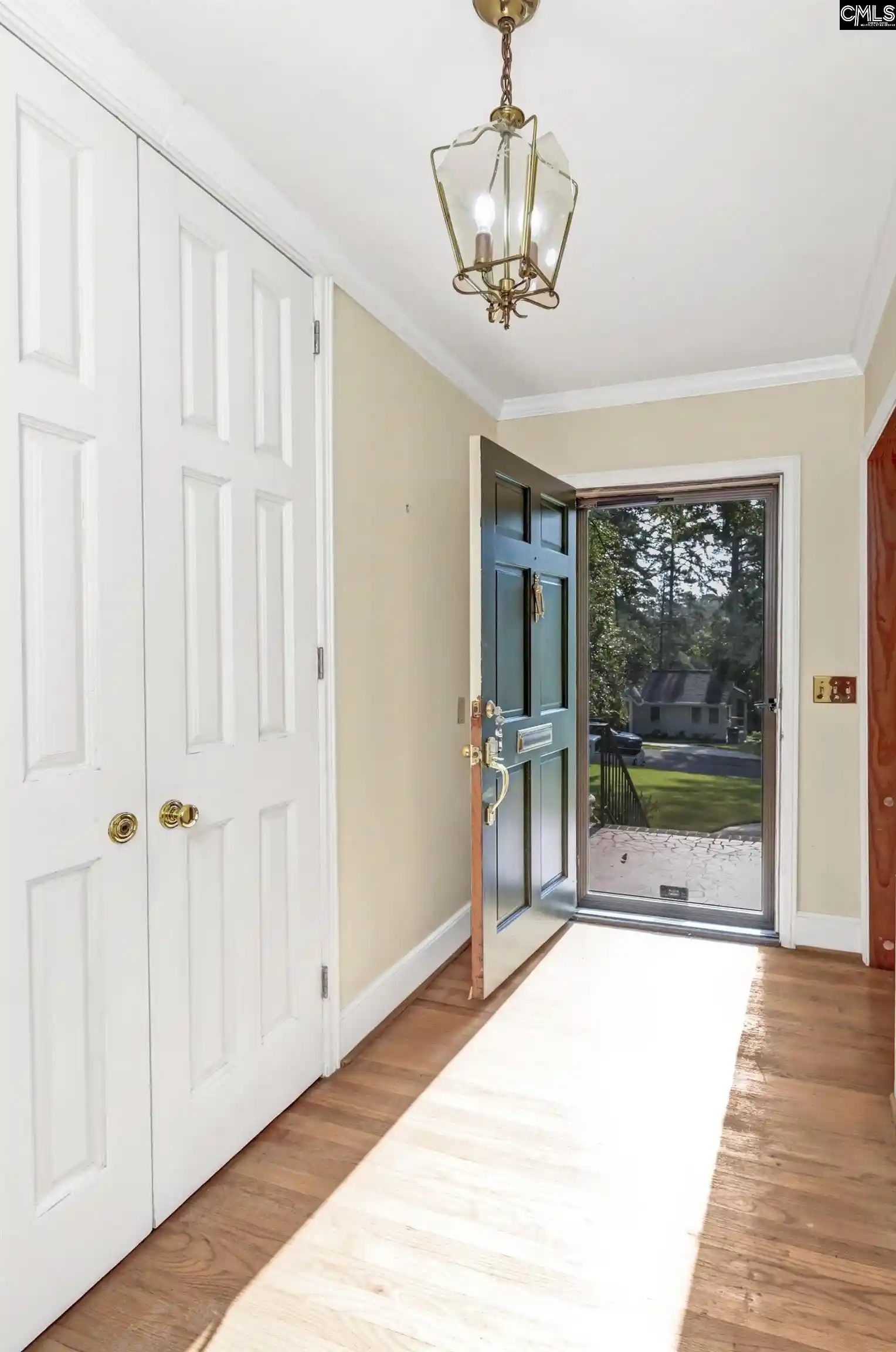 Photo 5 of Sale Pending at 801 Arbutus, Columbia, SC 29205 | MLS# 641036 | Listing updated on 2026-08-25