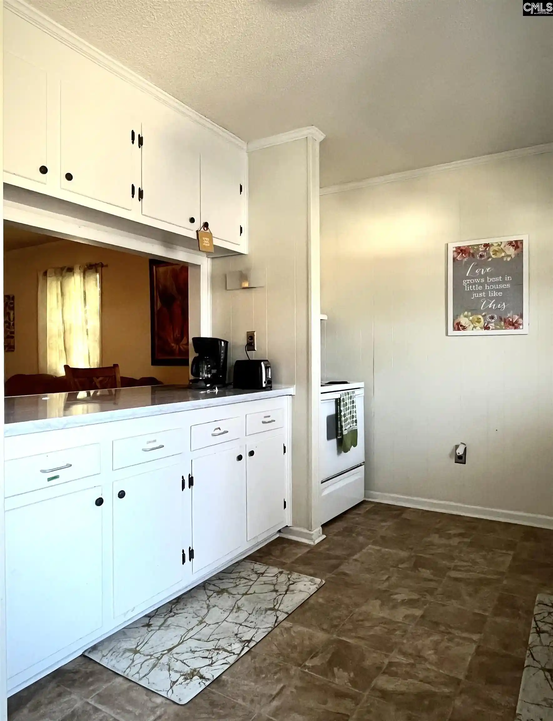Photo 3 of Sale Pending at 2201 Marshall, Columbia, SC 29203 | MLS# 641062 | Listing updated on 2026-09-08