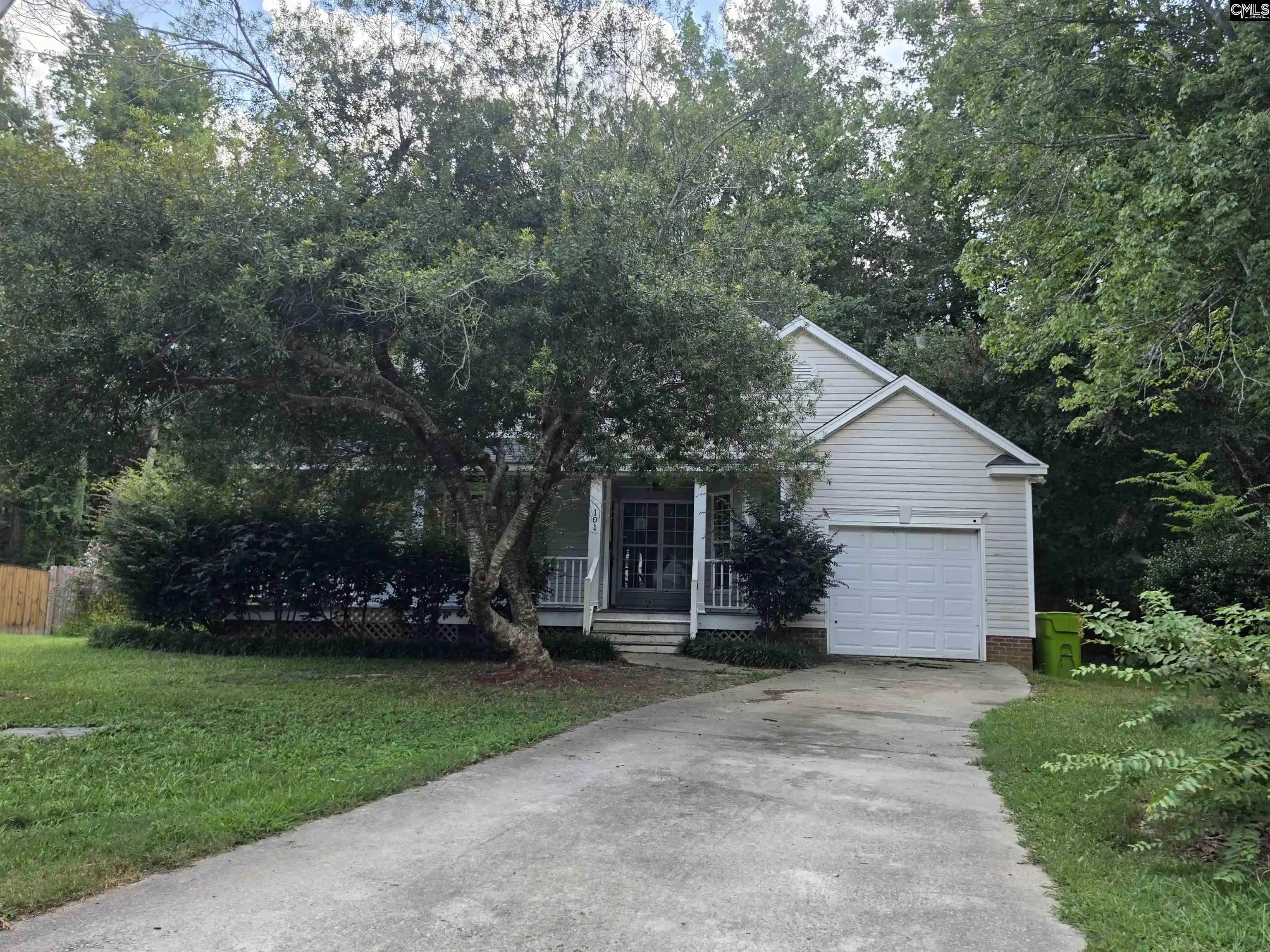 Photo 1 of Single family home for sale at 101 Oak Creek, Columbia, SC 29223 | MLS# 641098 | Listing updated on 2026-09-11