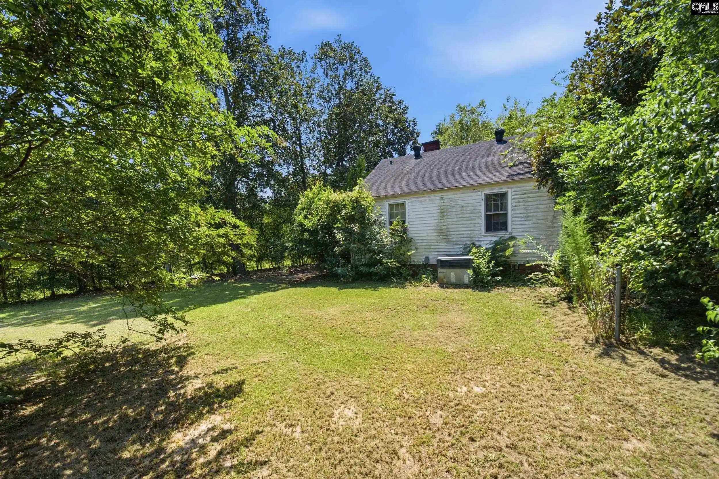 Photo 5 of Sale Pending at 102 Desaussure, Camden, SC 29020 | MLS# 641154 | Listing updated on 2026-08-20
