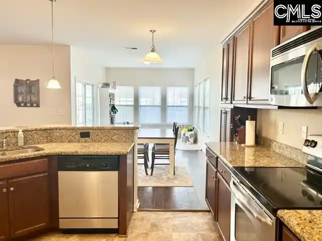 Photo 5 of Single family home for sale at 135 Whispering Oak, Chapin, SC 29036 | MLS# 641185 | Listing updated on 2026-09-05