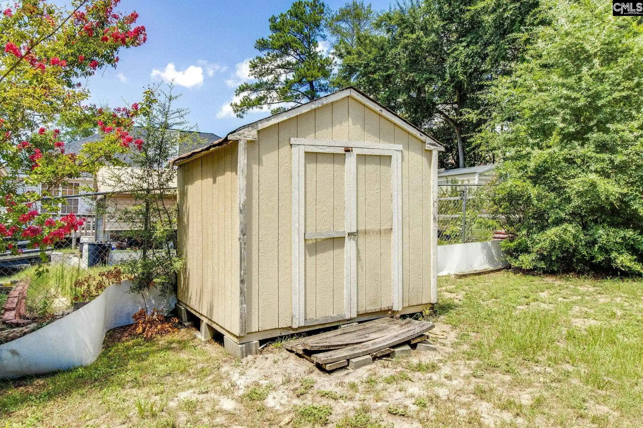 Photo 2 of Single family home for sale at 3221 Pheasant, Columbia, SC 29204 | MLS# 641189 | Listing updated on 2026-09-15