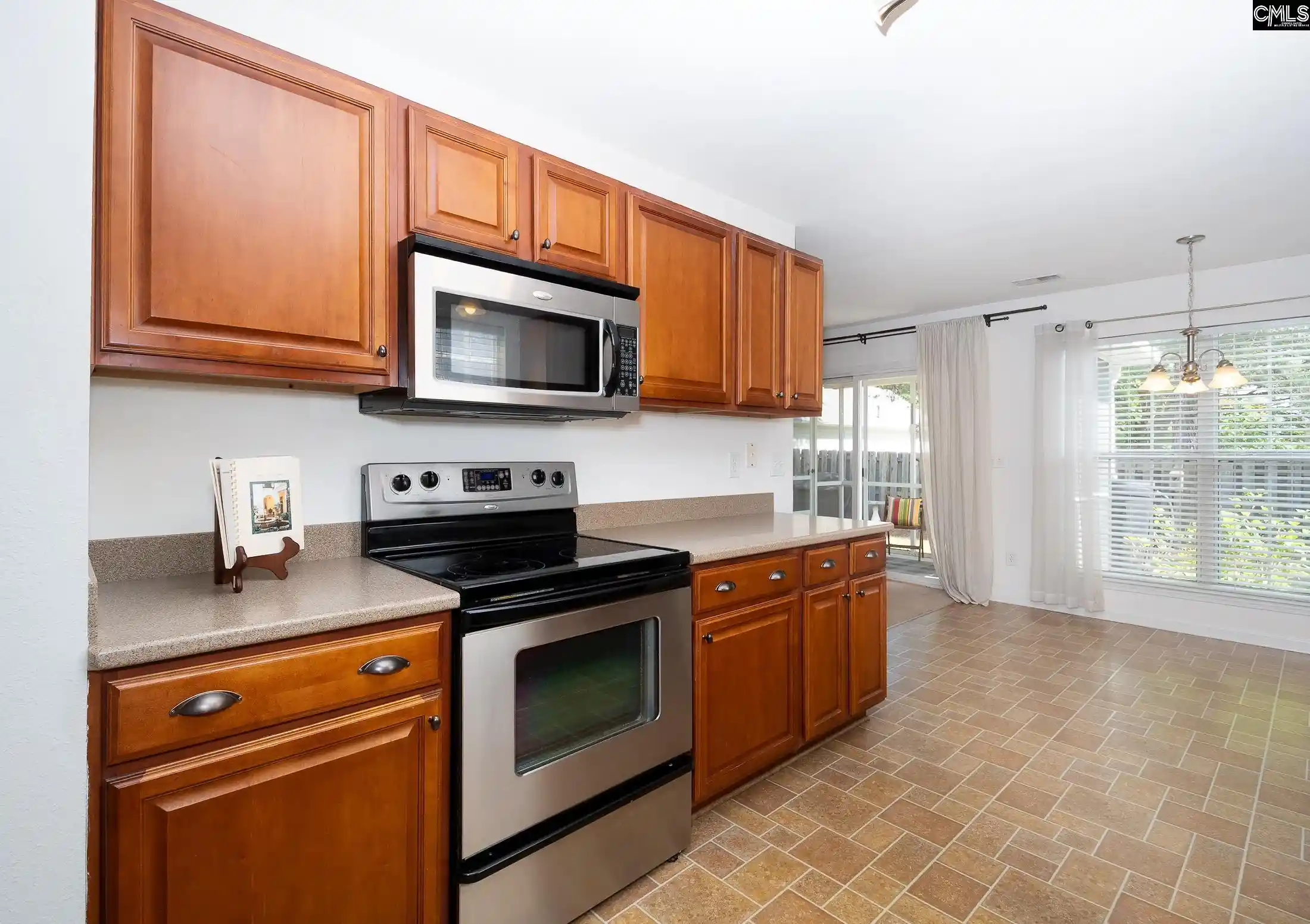 Photo 2 of Single family home for sale at 40 Brooksby, Columbia, SC 29209 | MLS# 641294 | Listing updated on 2026-08-21