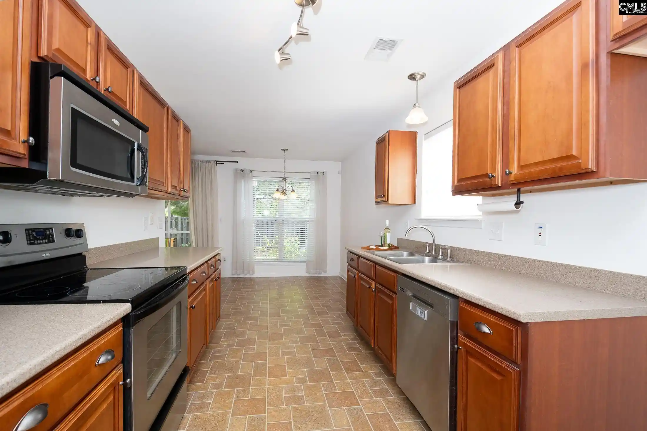 Photo 3 of Single family home for sale at 40 Brooksby, Columbia, SC 29209 | MLS# 641294 | Listing updated on 2026-08-21