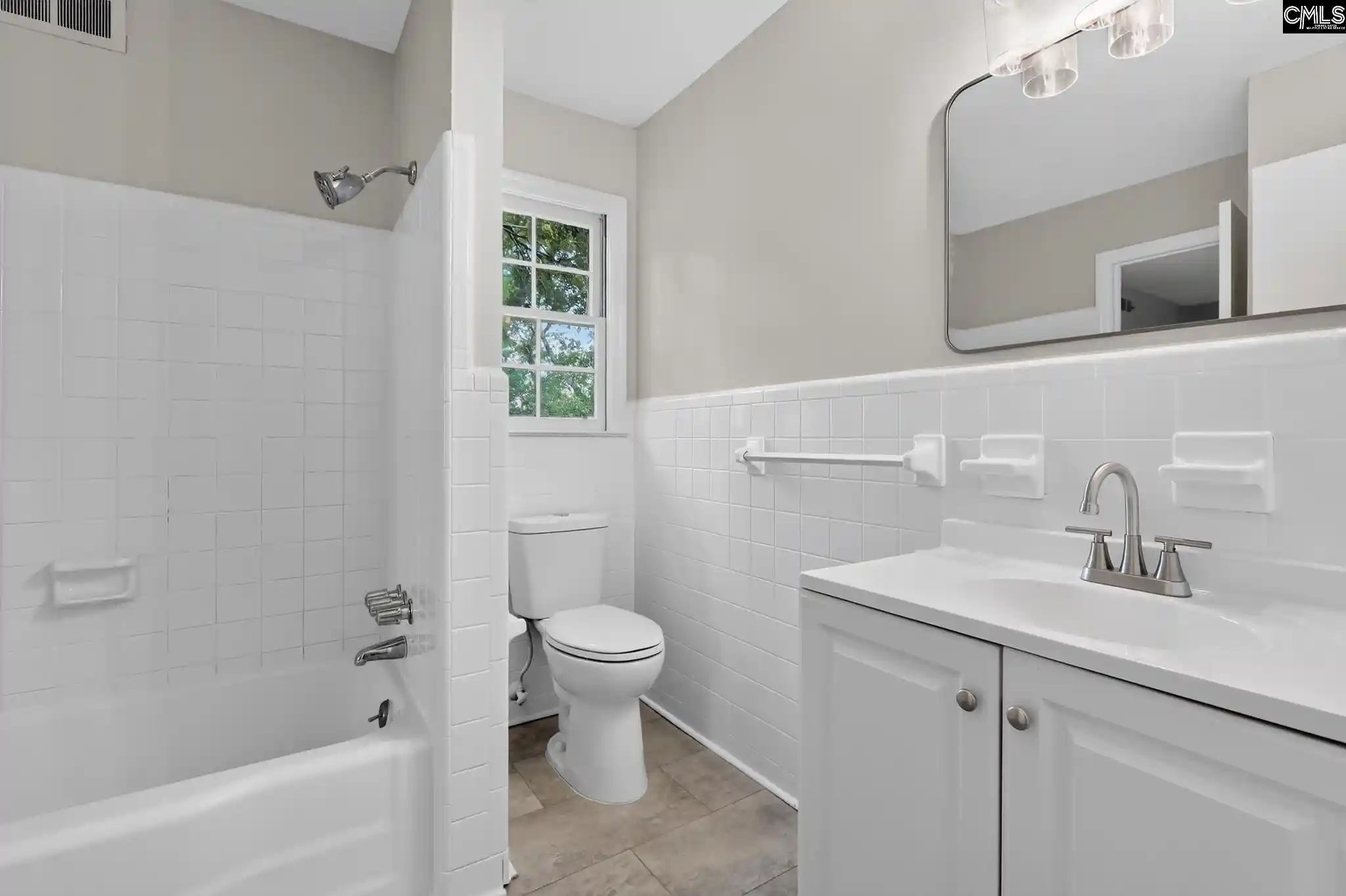 Photo 4 of Single family home for sale at 2500 Stratford, Columbia, SC 29204 | MLS# 641375 | Listing updated on 2026-08-21