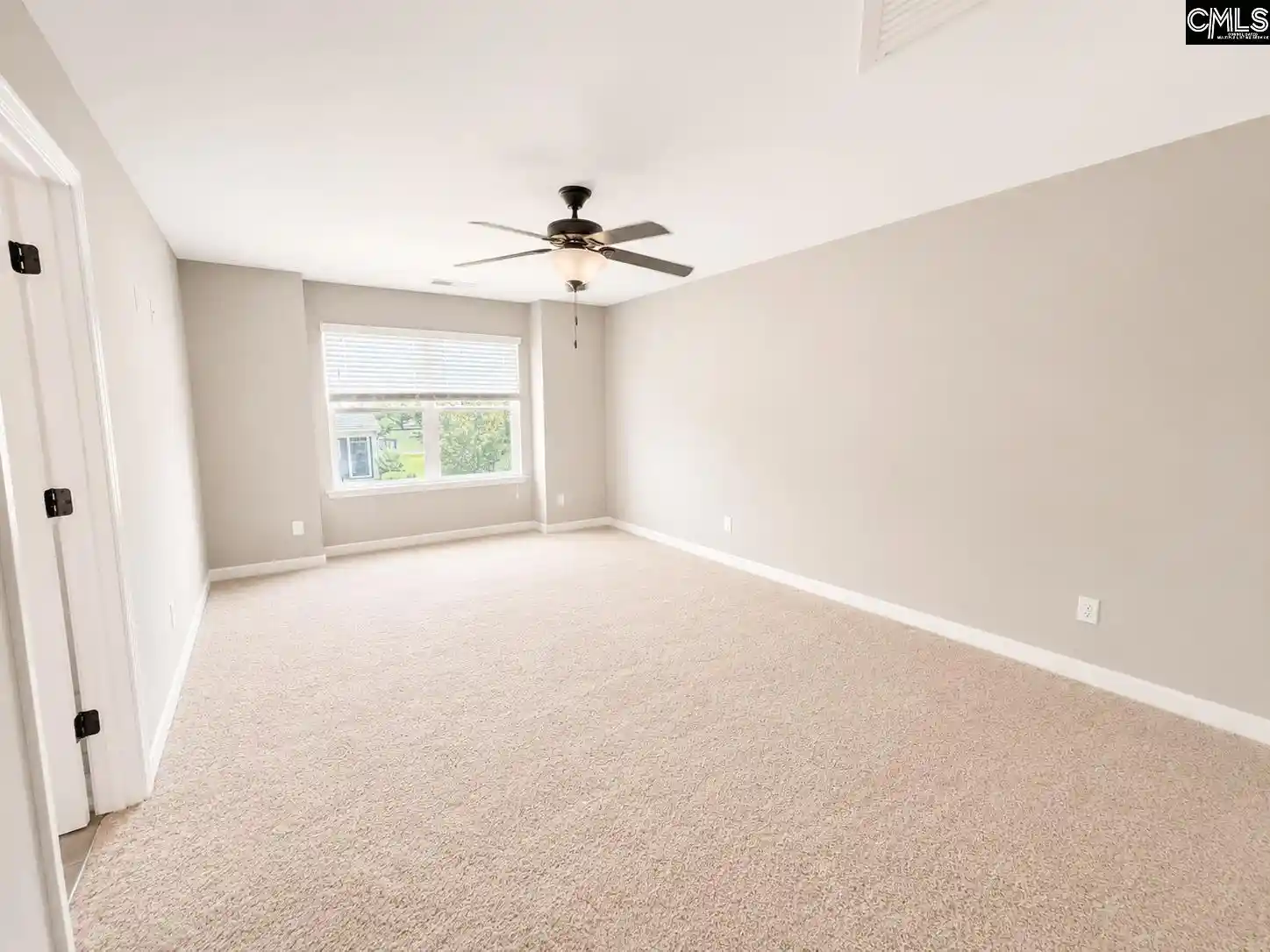 Photo 3 of Sale Pending at 156 Weeping Oak, West Columbia, SC 29169 | MLS# 641416 | Listing updated on 2026-09-08