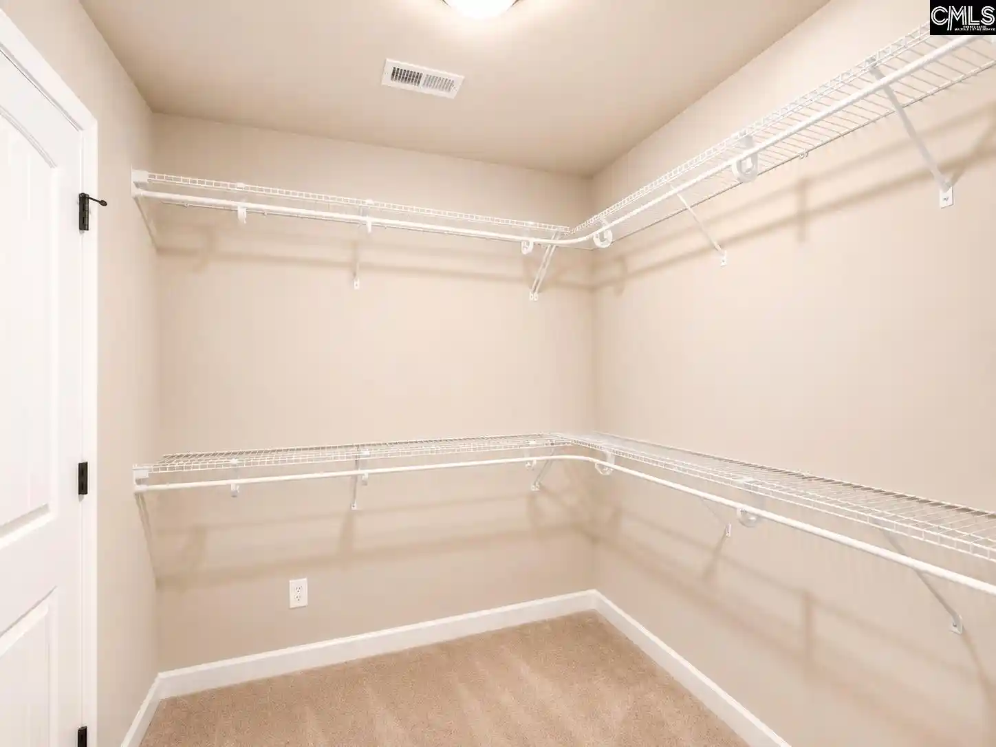 Photo 4 of Sale Pending at 156 Weeping Oak, West Columbia, SC 29169 | MLS# 641416 | Listing updated on 2026-09-08
