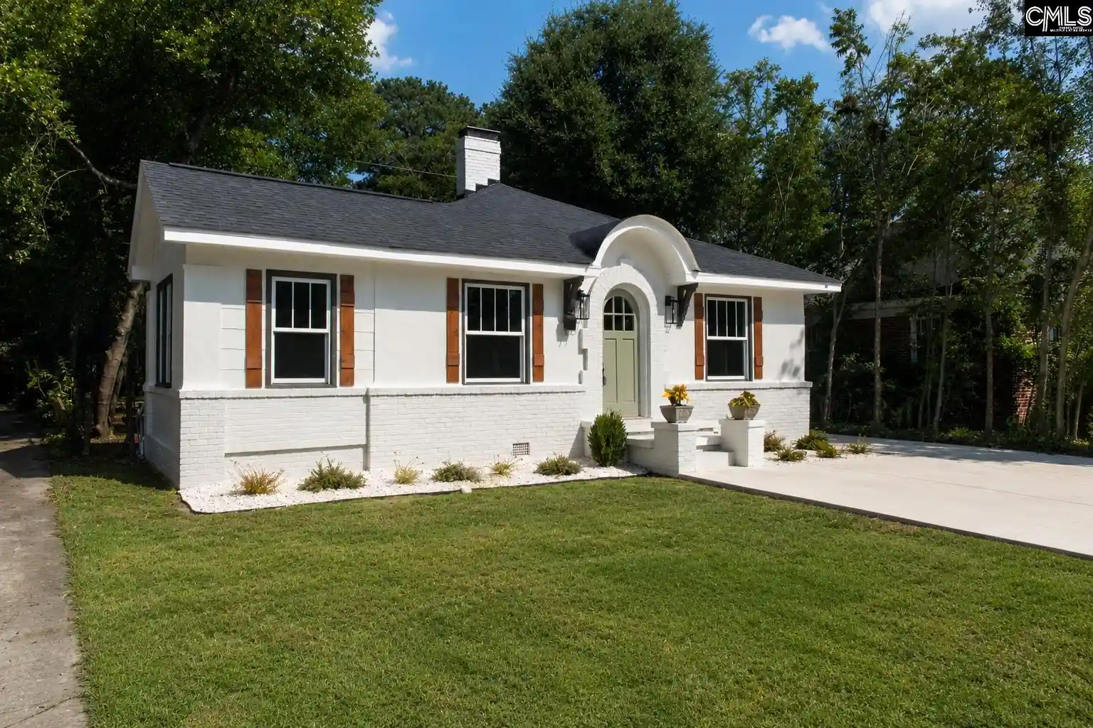 Photo 1 of Single family home for sale at 404 S Walker, Columbia, SC 29205 | MLS# 641483 | Listing updated on 2026-08-25