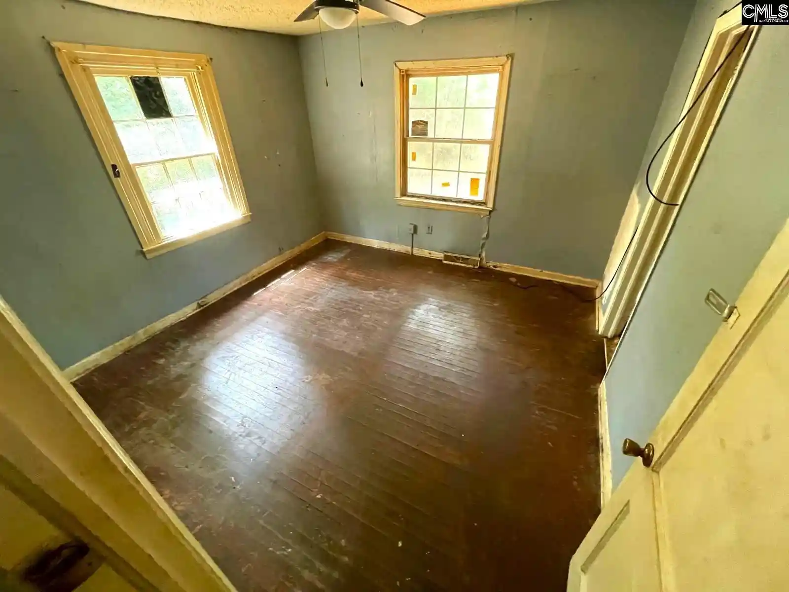 Photo 3 of Sale Pending at 4237 Mountain, Columbia, SC 29203 | MLS# 641496 | Listing updated on 2026-09-08