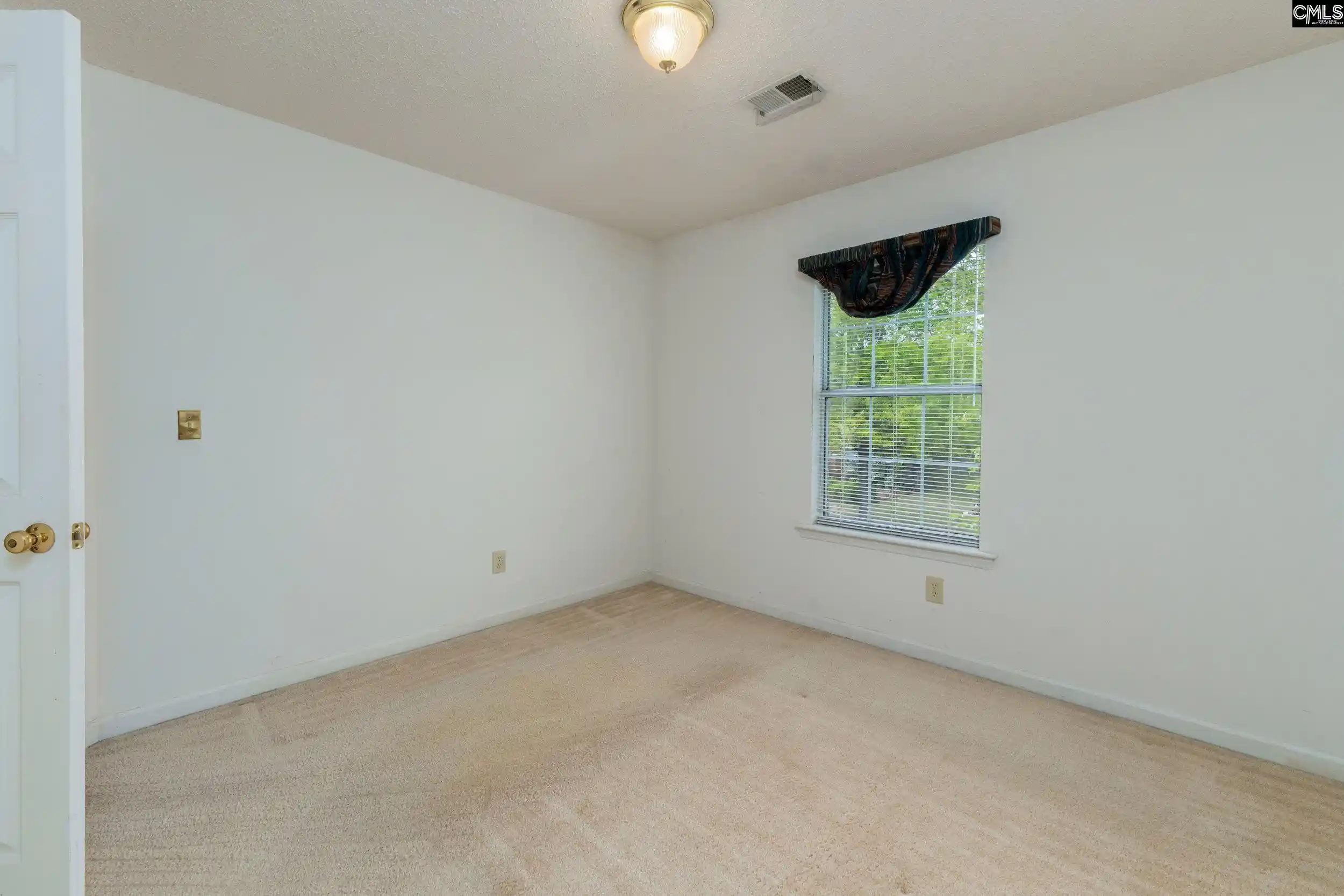 Photo 3 of Single family home for sale at 38 Dovecreek, Columbia, SC 29229 | MLS# 641500 | Listing updated on 2026-09-13
