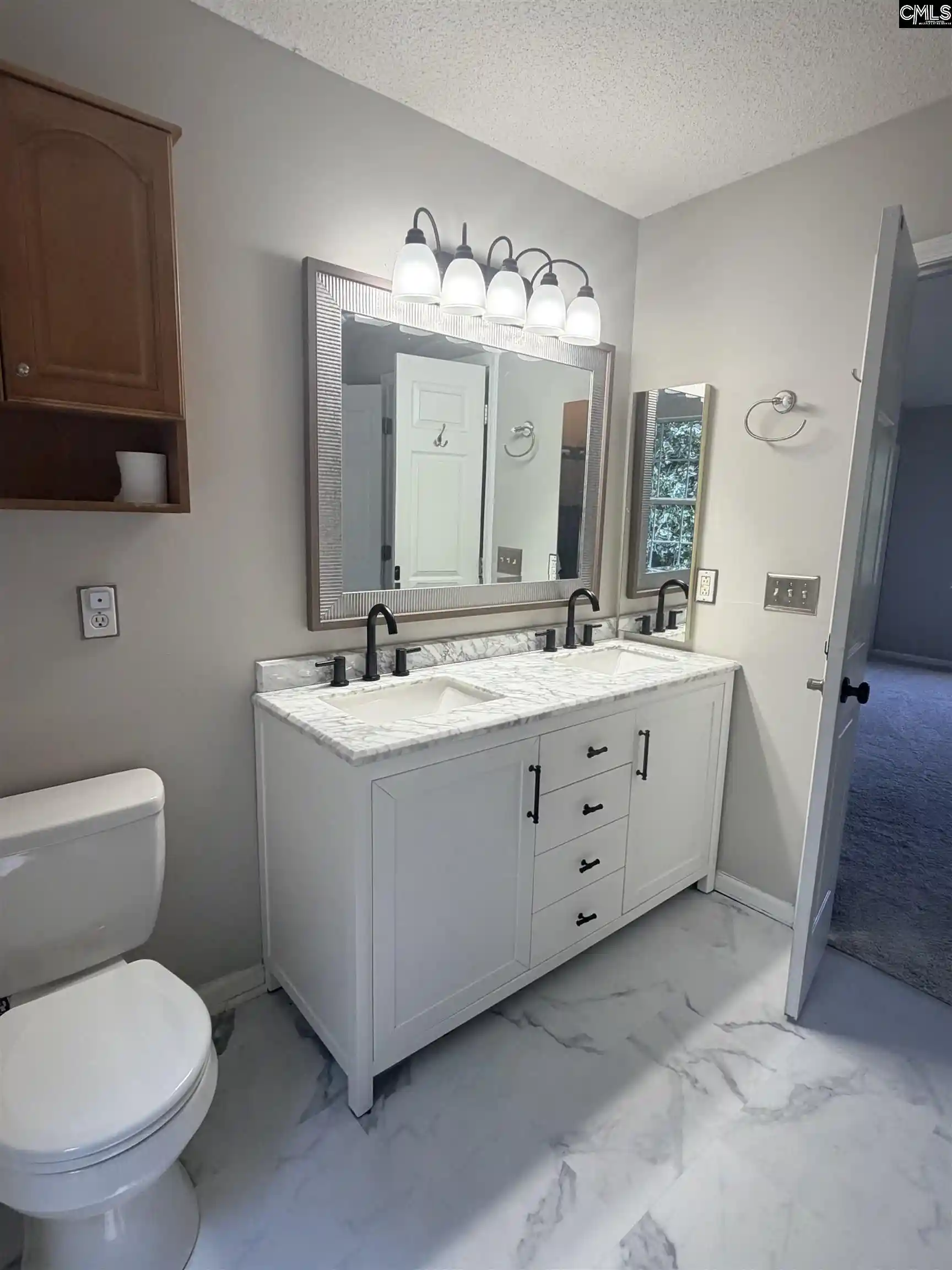 Photo 4 of Single family home for sale at 17 Oak Stand, Irmo, SC 29063 | MLS# 641521 | Listing updated on 2026-09-05