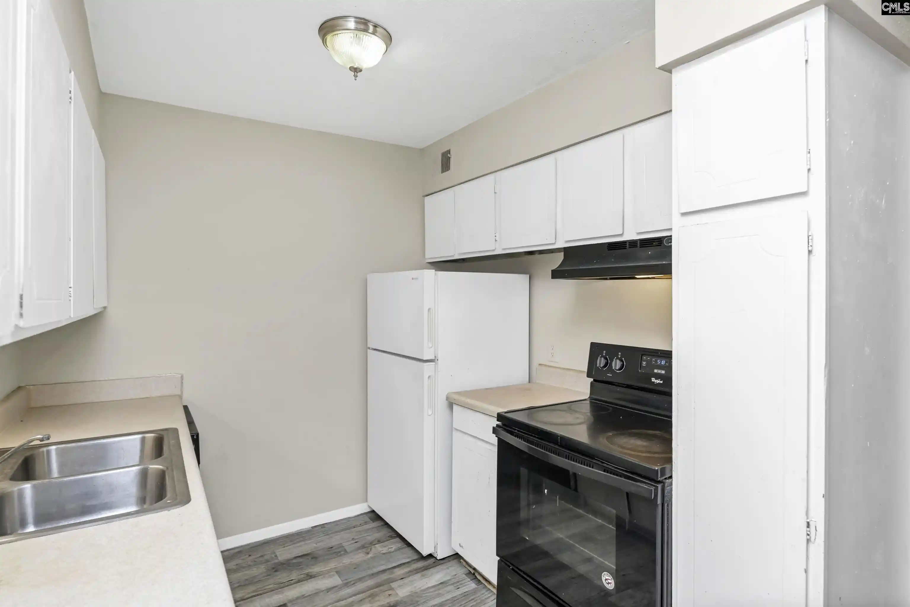 3rd image of 911 Old Manor, Columbia, SC 29212 | MLS# 641594