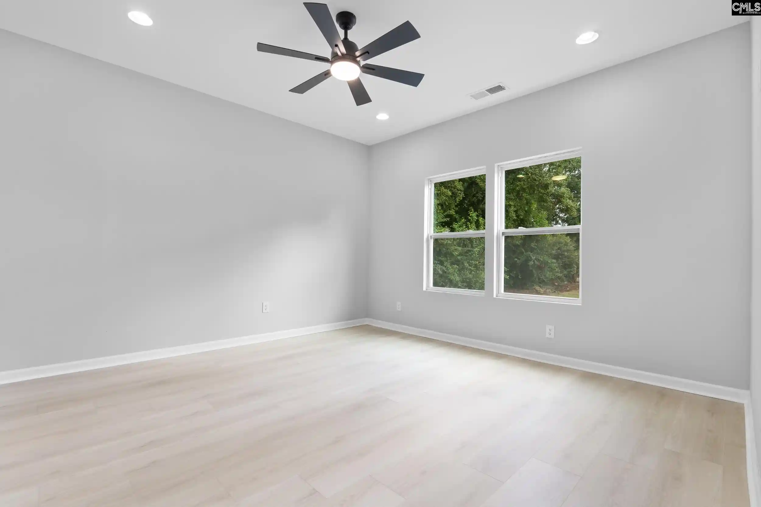 Photo 4 of Single family home for sale at 2417 Blue Ridge, Columbia, SC 29203 | MLS# 641798 | Listing updated on 2026-09-01