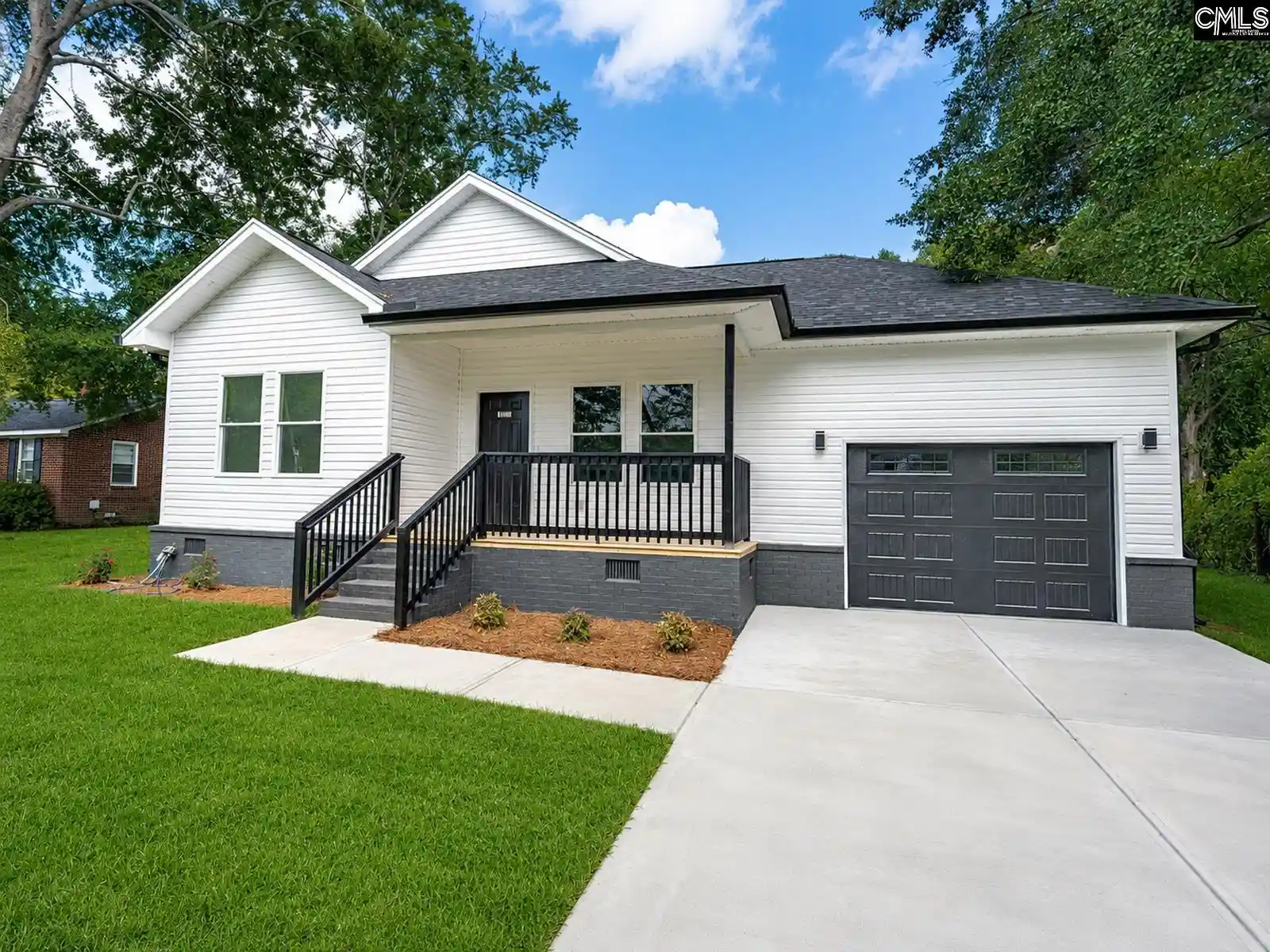 Photo 2 of Single family home for sale at 1631 Elmtree, Columbia, SC 29209 | MLS# 641868 | Listing updated on 2026-08-28