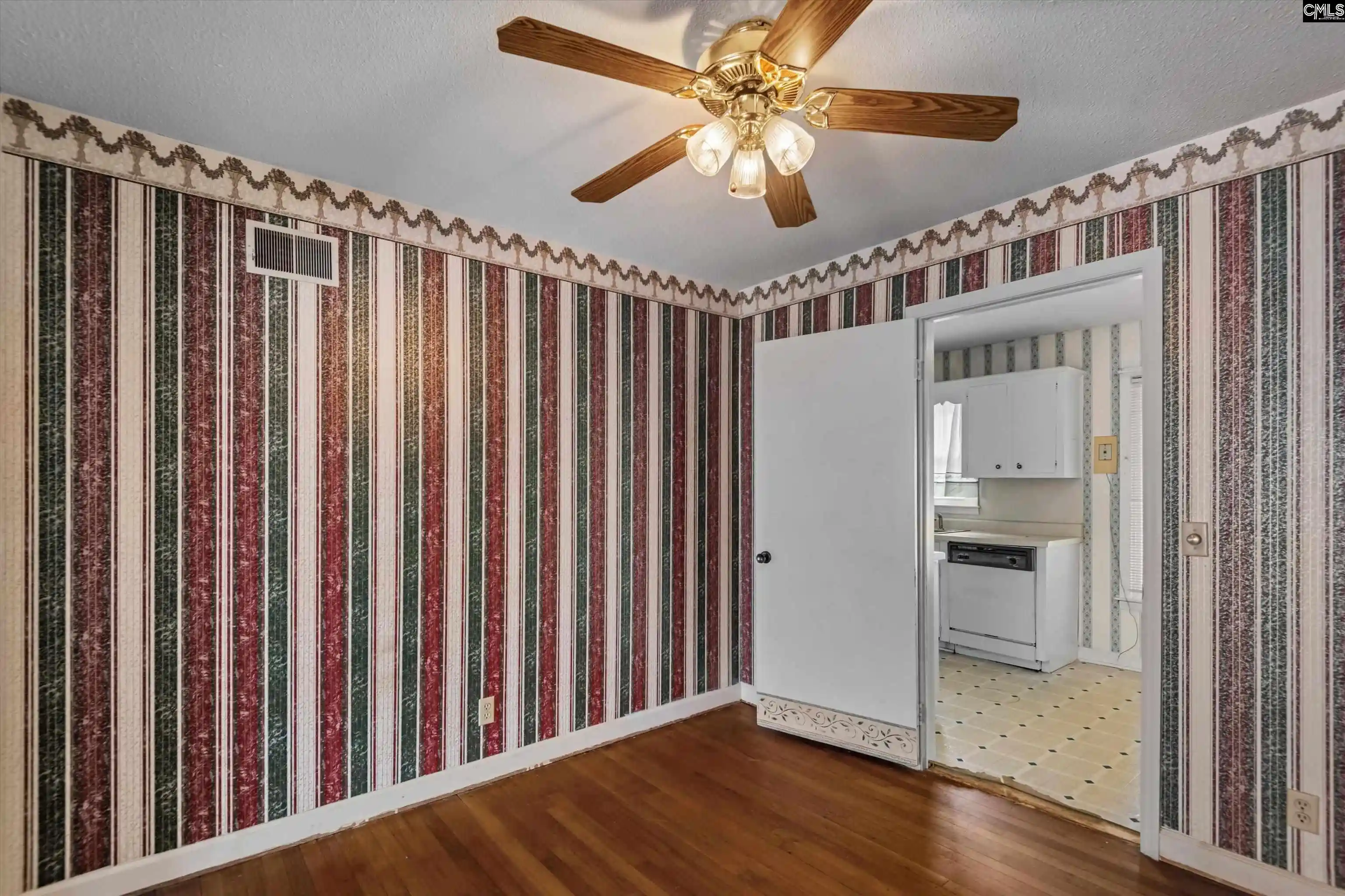 Photo 3 of Sale Pending at 1913 Chandler, Columbia, SC 29210 | MLS# 641886 | Listing updated on 2026-09-17