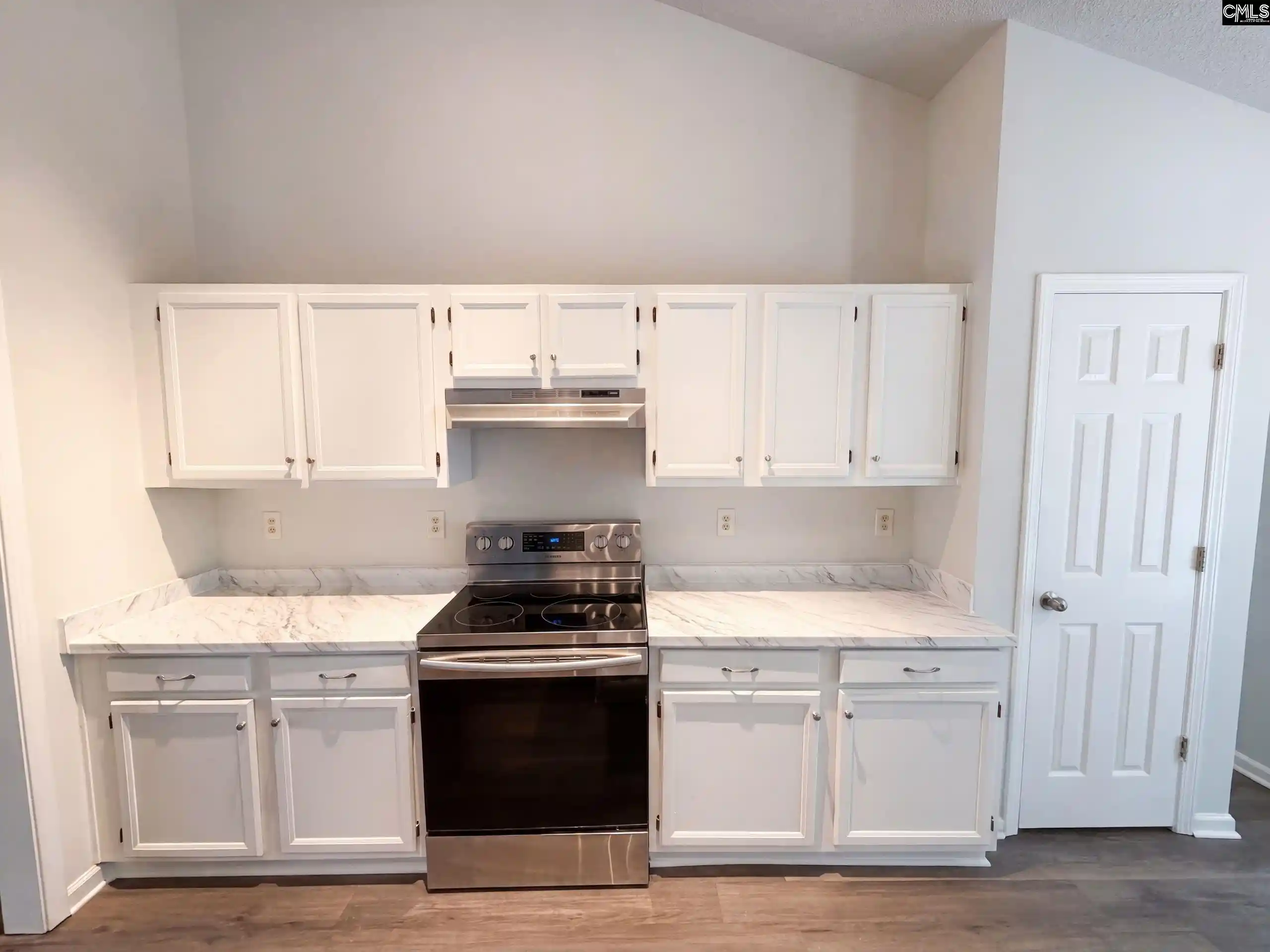 Photo 3 of Single family home for sale at 21 Glenhawk, Irmo, SC 29063 | MLS# 641918 | Listing updated on 2026-08-29