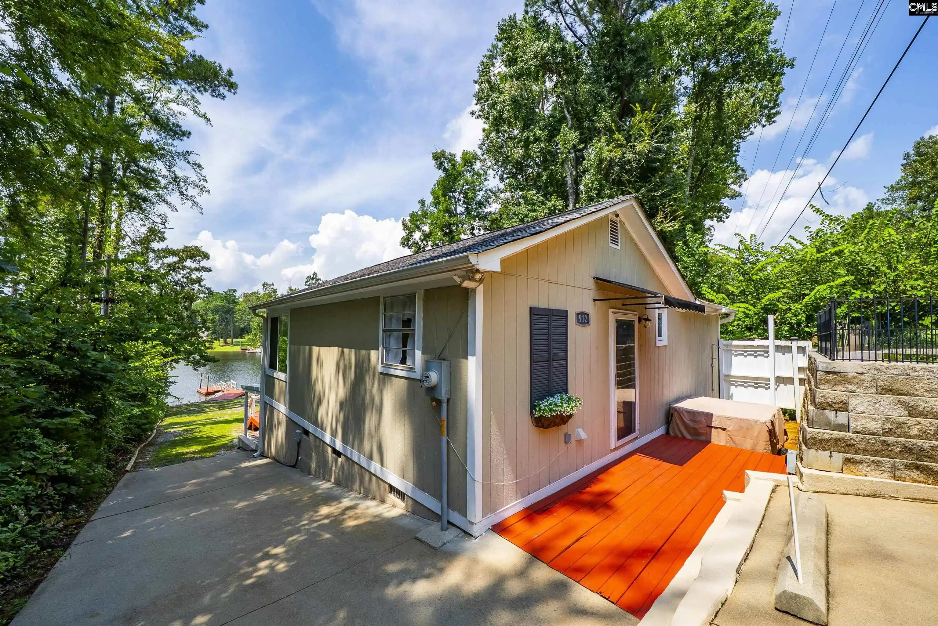 Photo 5 of Single family home for sale at 912 Lakewood, Prosperity, SC 29127 | MLS# 641924 | Listing updated on 2026-08-29