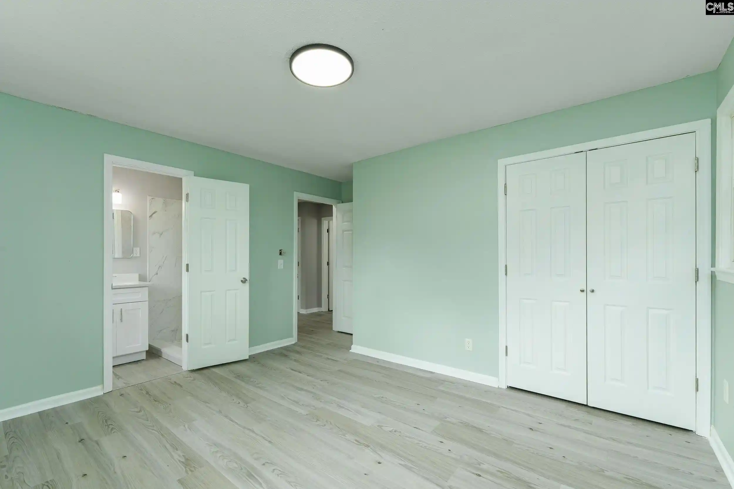 Photo 3 of Single family home for sale at 411 Old Plantation Dr, West Columbia, SC 29172 | MLS# 641925 | Listing updated on 2026-09-22