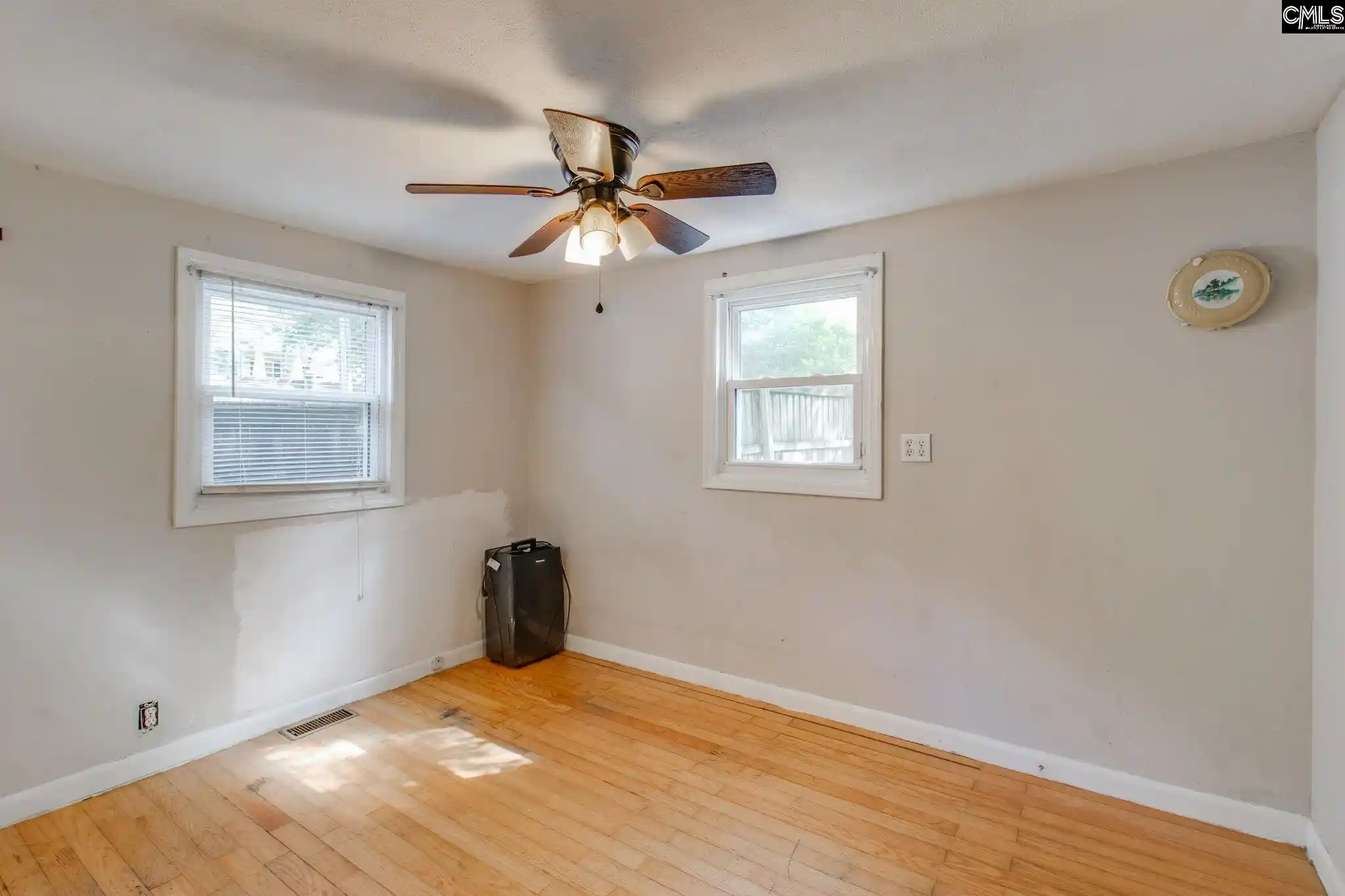 Photo 4 of Single family home for sale at 806 S Woodrow, Columbia, SC 29205 | MLS# 642096 | Listing updated on 2026-09-02