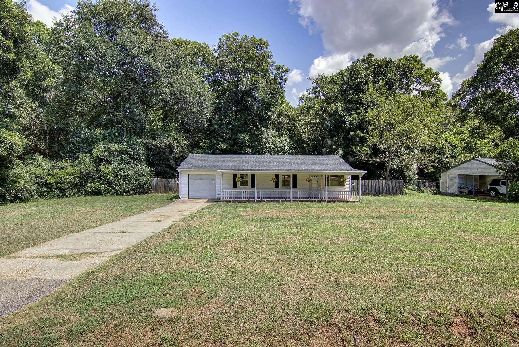 Photo 1 of Single family home for sale at 9 Coulter, Wedgefield, SC 29168 | MLS# 642126 | Listing updated on 2026-09-01