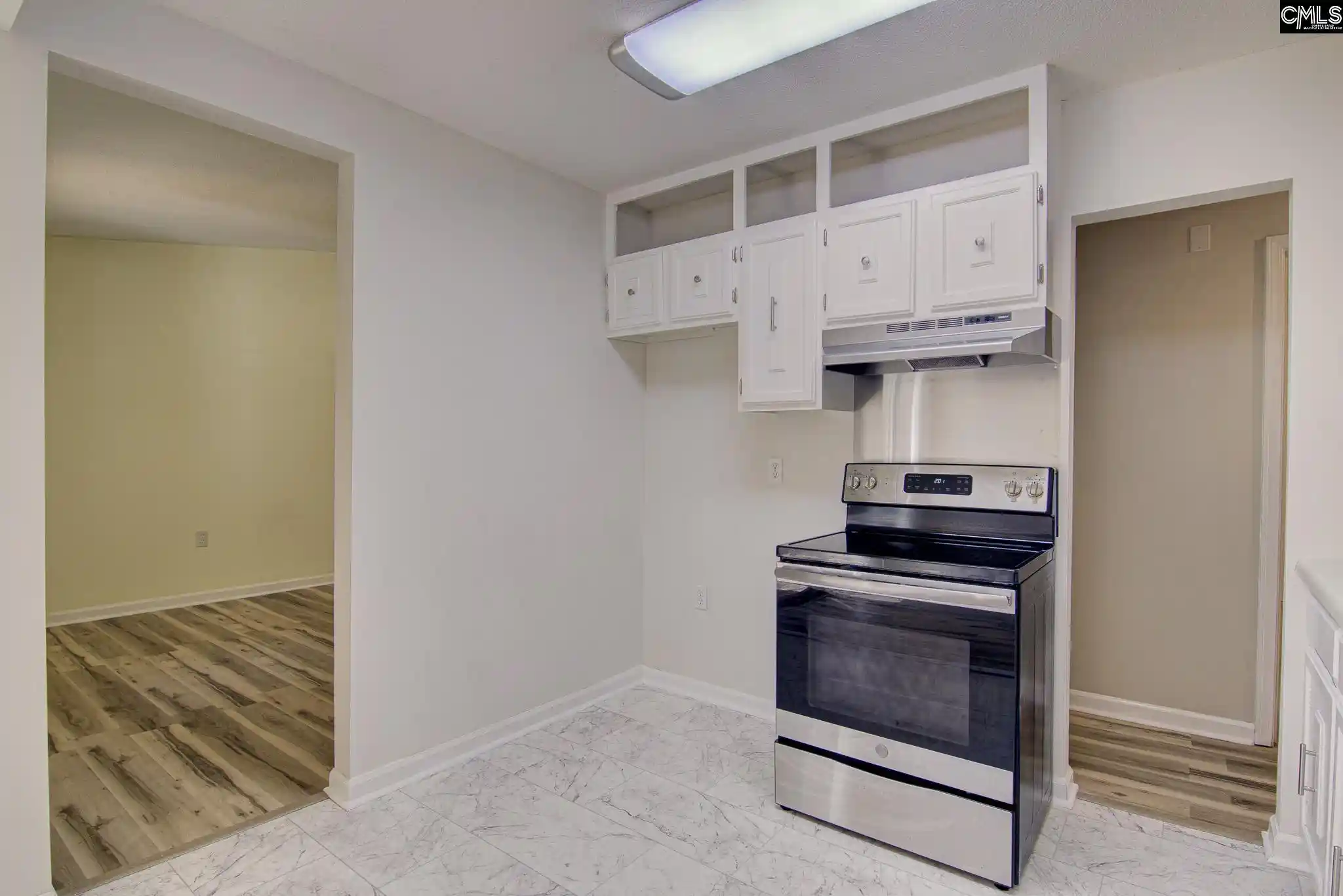 Photo 3 of Single family home for sale at 9 Coulter, Wedgefield, SC 29168 | MLS# 642126 | Listing updated on 2026-09-01
