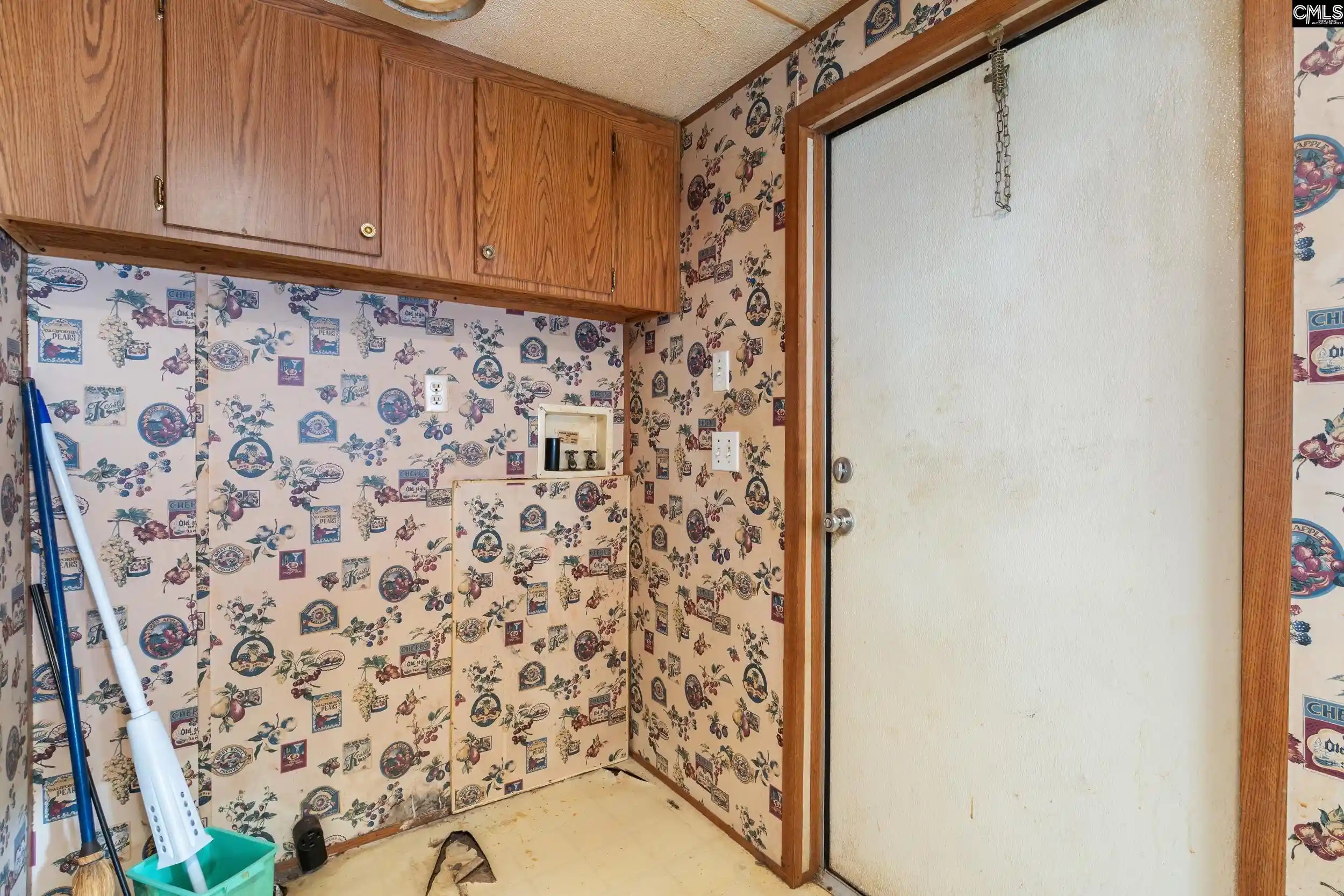 Photo 4 of Manufactured home for sale at 1035 Elbow, Sumter, SC 29153 | MLS# 642148 | Listing updated on 2026-09-02