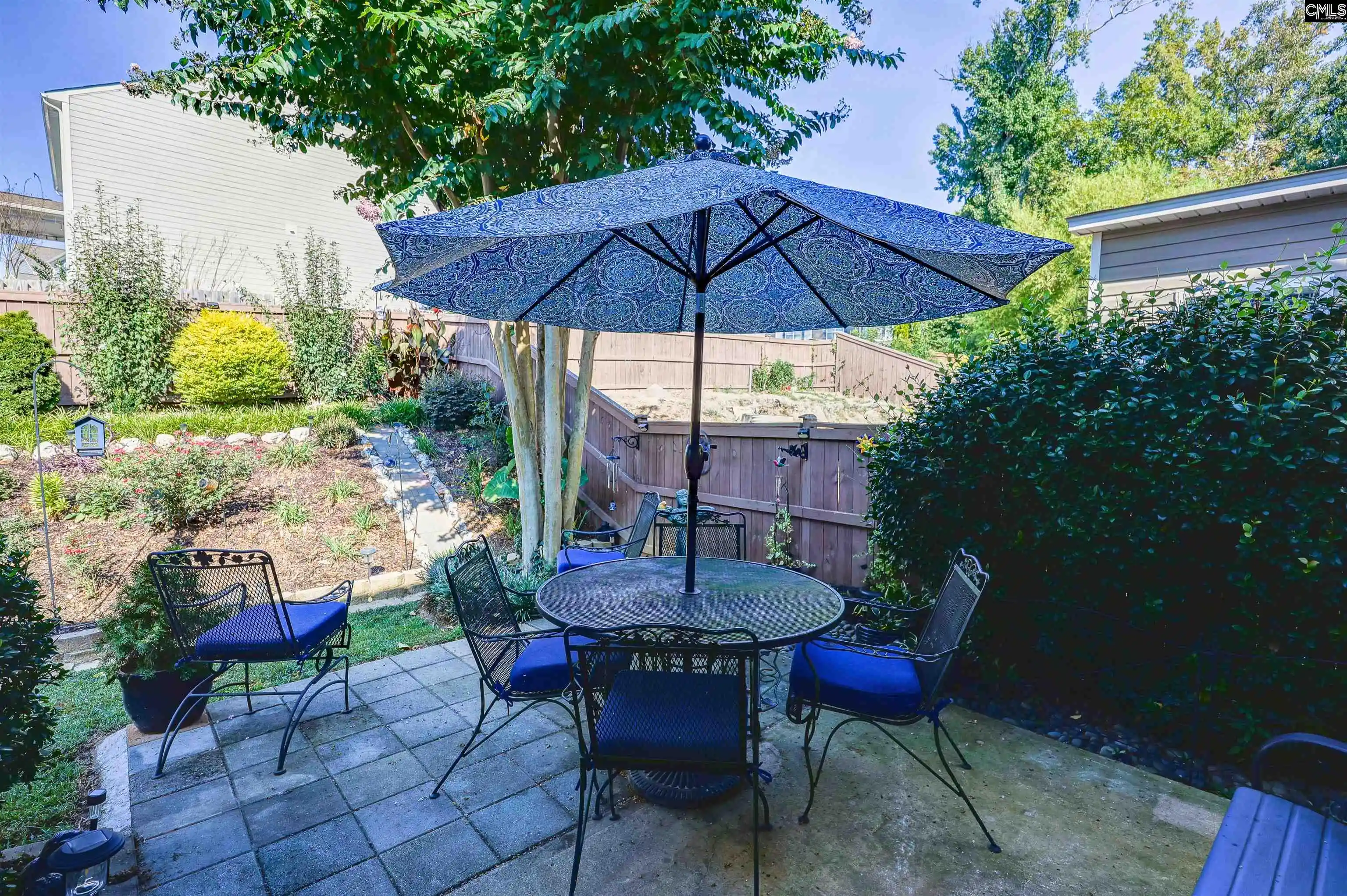 Photo 2 of Sale Pending at 325 Cherokee Pond, Lexington, SC 29072 | MLS# 642185 | Listing updated on 2026-10-20