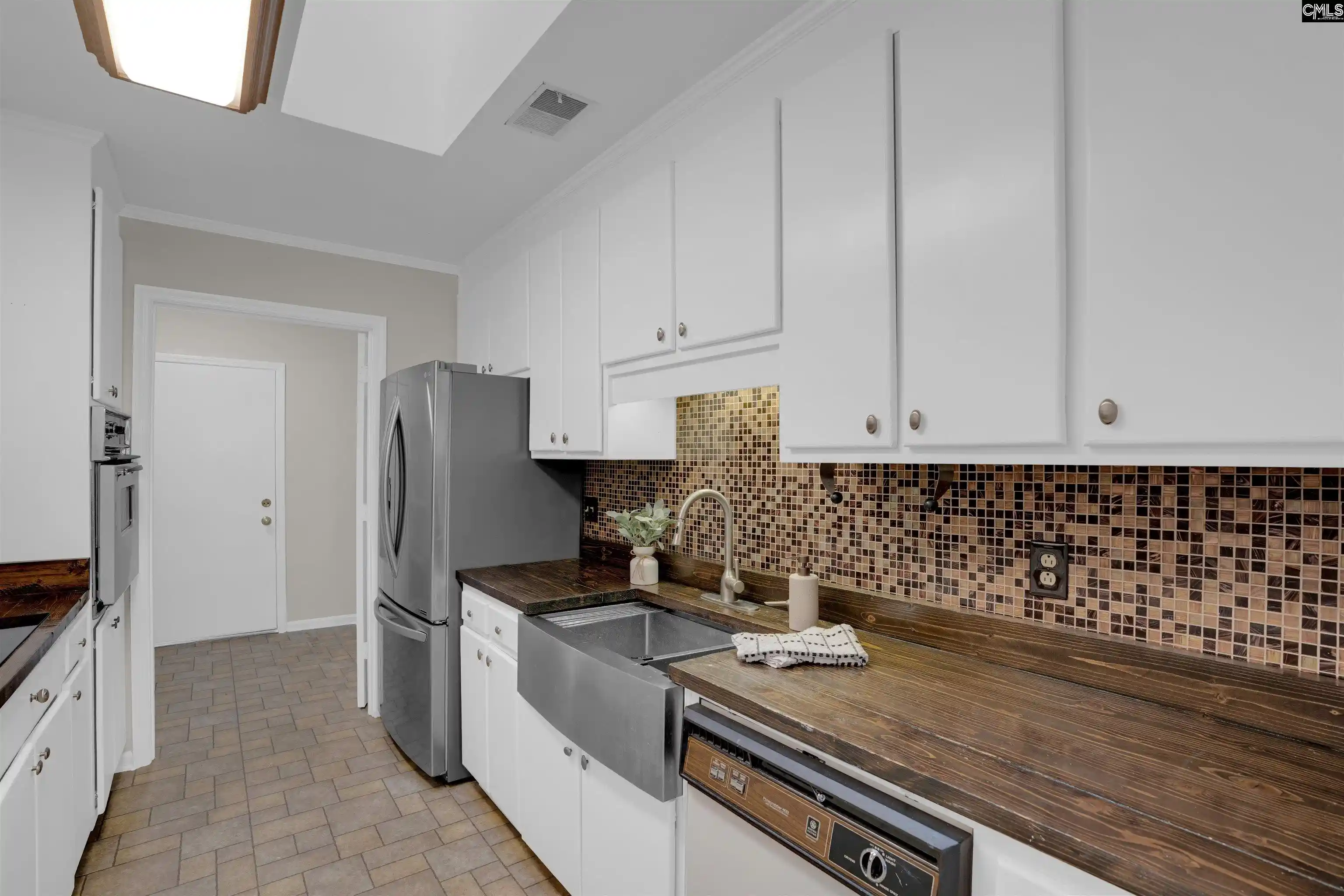 Photo 5 of Single family home for sale at 119 Meadowview, West Columbia, SC 29169 | MLS# 642226 | Listing updated on 2026-09-04