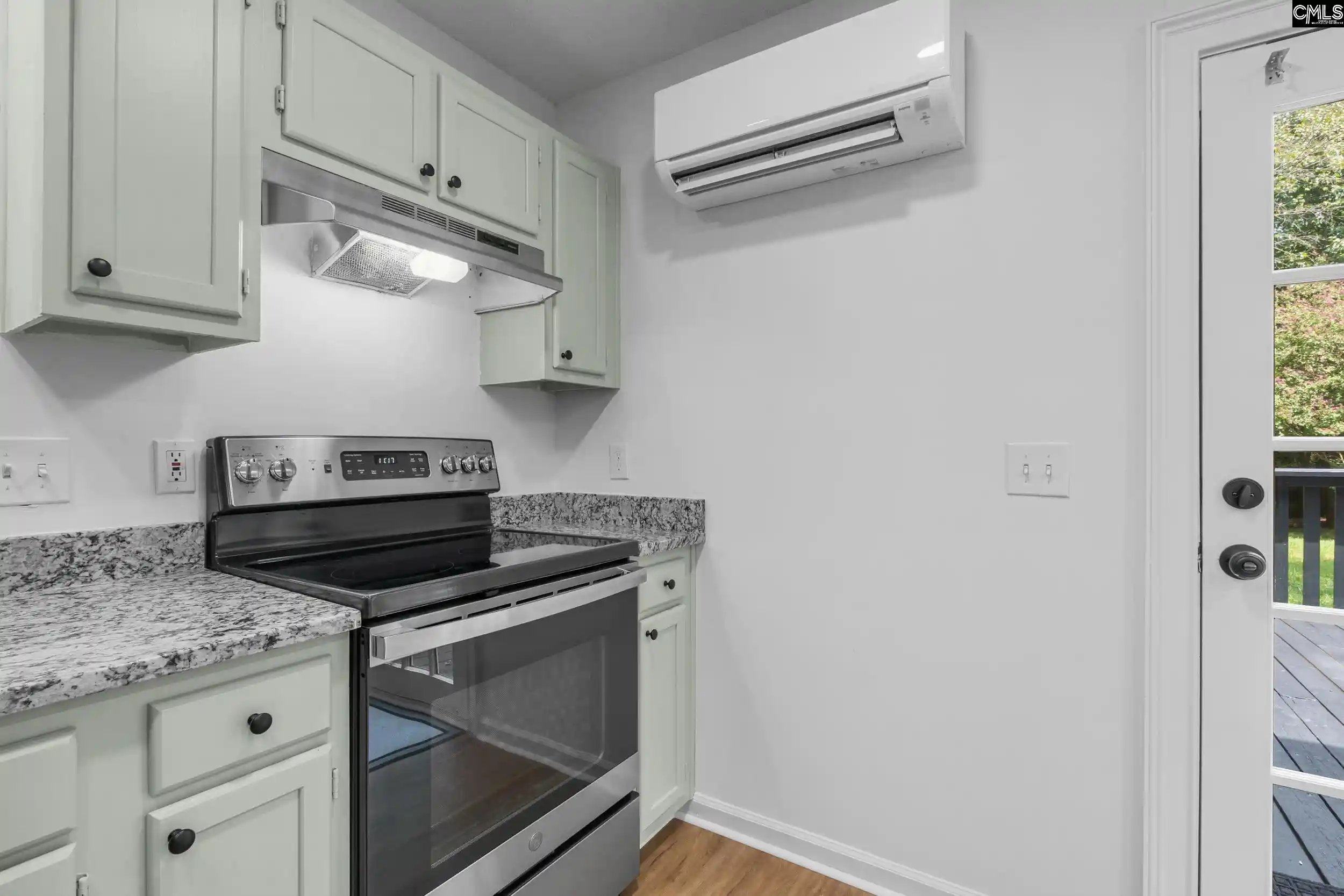 Photo 2 of Single family home for sale at 124 Caddis Crk, Irmo, SC 29063 | MLS# 642264 | Listing updated on 2026-09-03