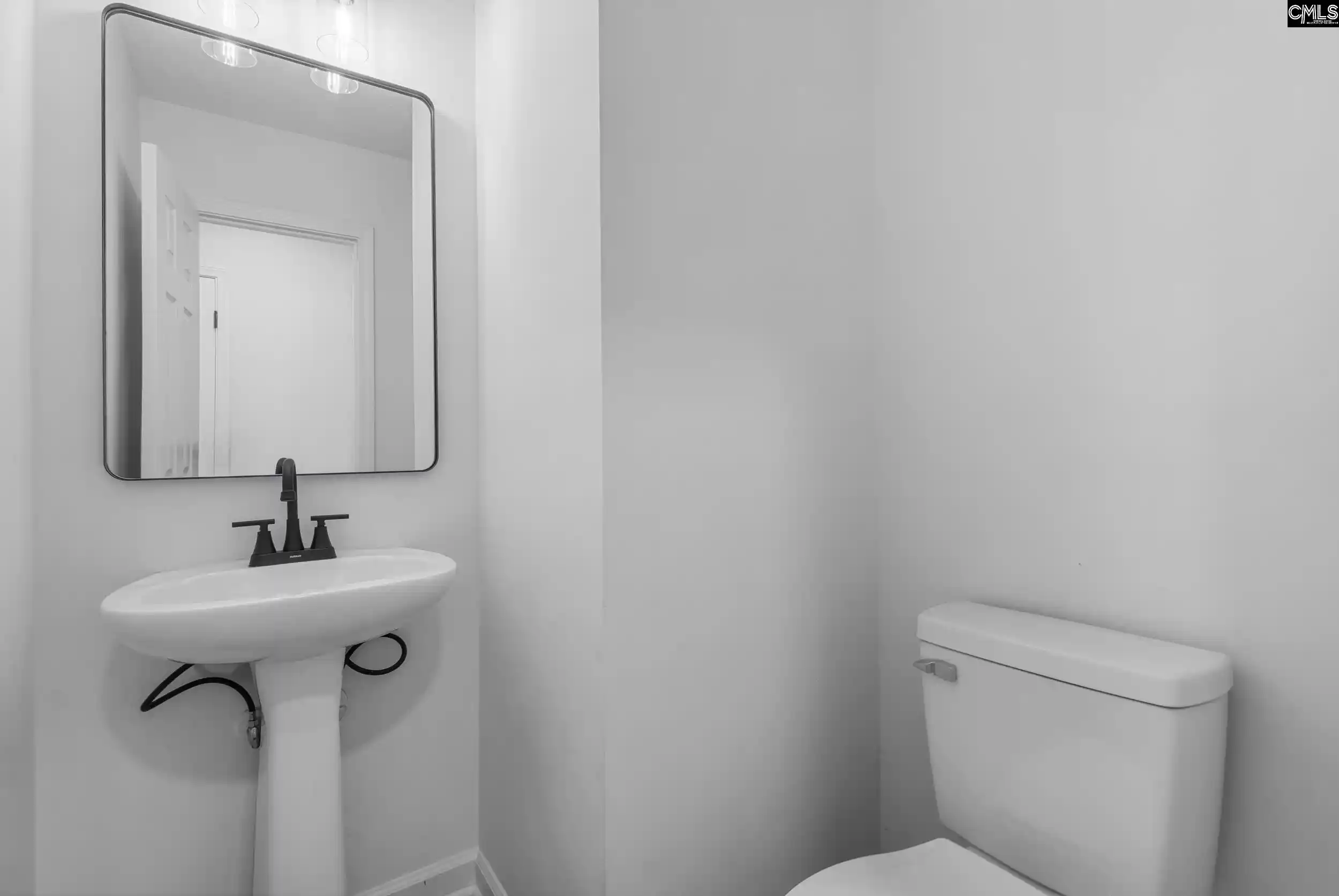 Photo 3 of Single family home for sale at 124 Caddis Crk, Irmo, SC 29063 | MLS# 642264 | Listing updated on 2026-09-03