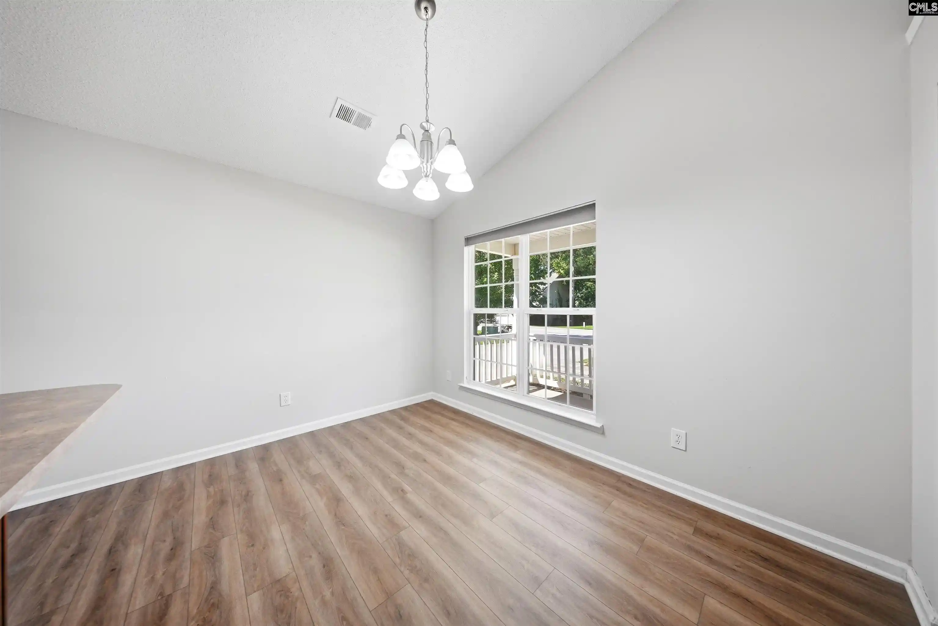 Photo 4 of Single family home for sale at 301 Blythe Crk, Blythewood, SC 29016 | MLS# 642265 | Listing updated on 2026-09-04