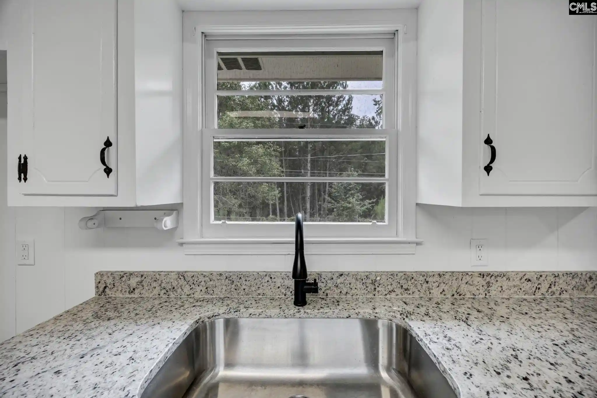Photo 3 of Sale Pending at 3624 Anwood, Columbia, SC 29209 | MLS# 642270 | Listing updated on 2026-09-17