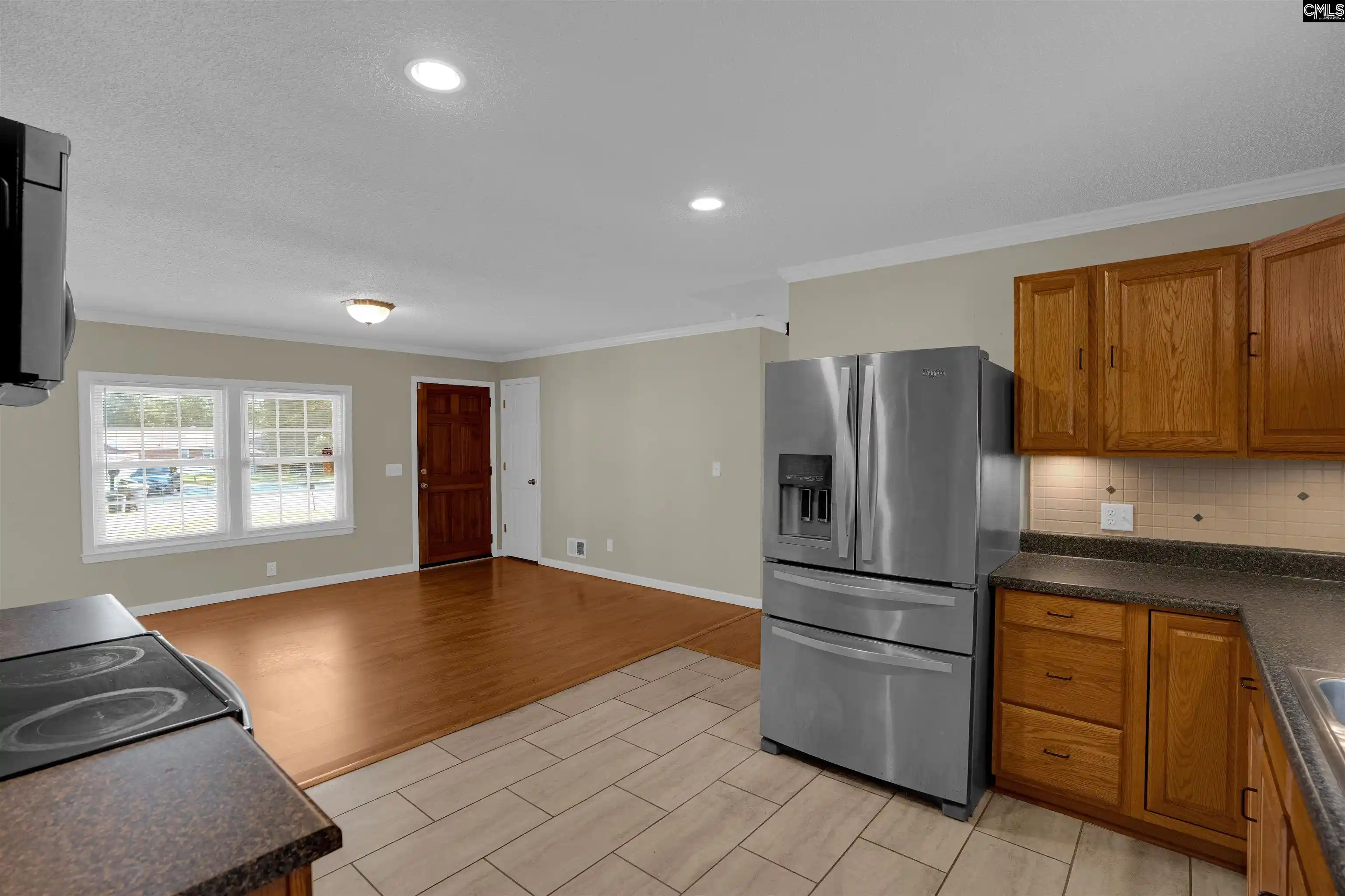 Photo 2 of Single family home for sale at 806 Mark Anthony, West Columbia, SC 29170 | MLS# 642320 | Listing updated on 2026-09-04