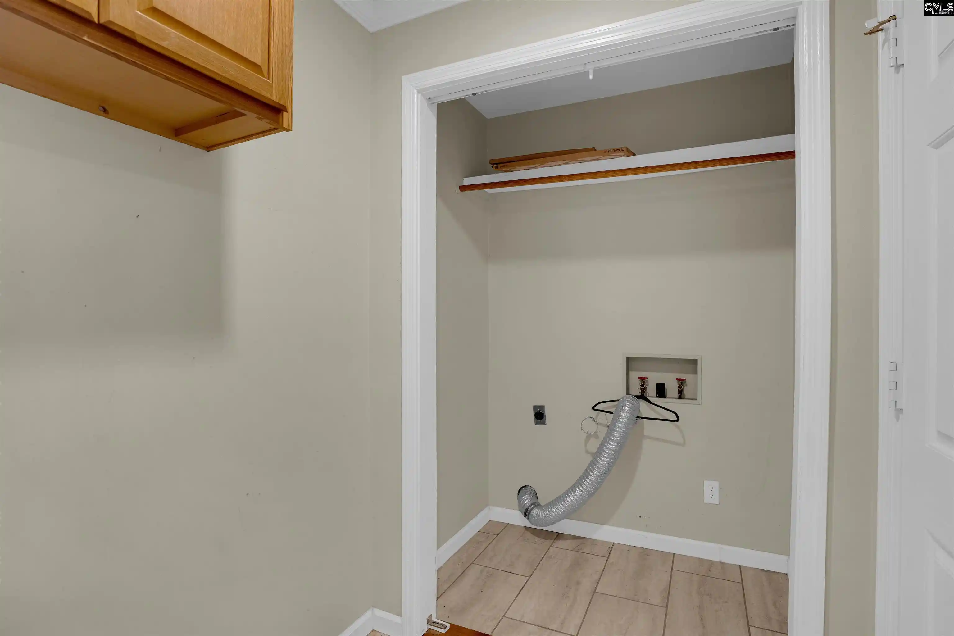 Photo 3 of Single family home for sale at 806 Mark Anthony, West Columbia, SC 29170 | MLS# 642320 | Listing updated on 2026-09-04