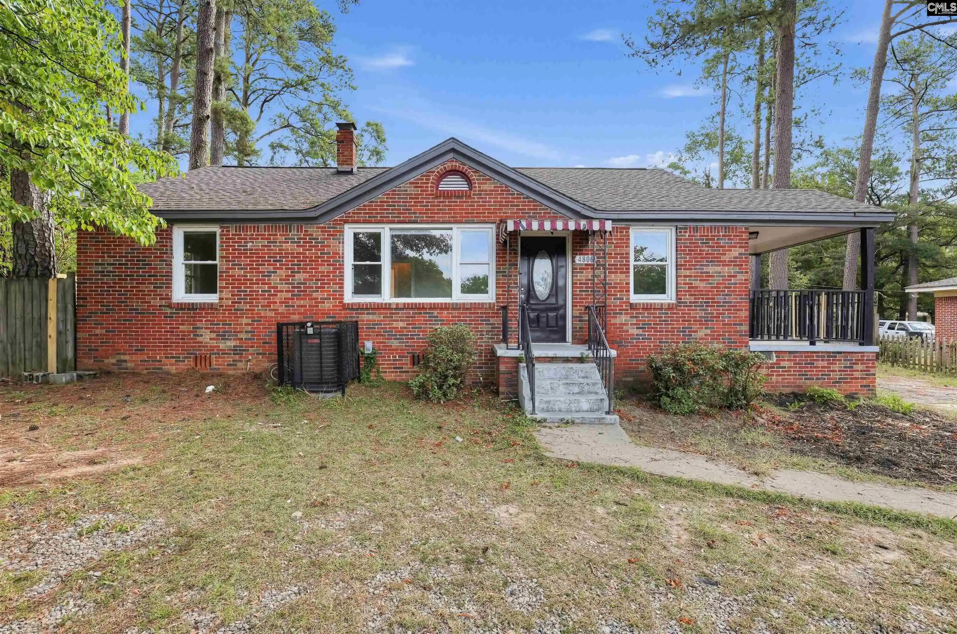 Photo 2 of Sale Pending at 4806 Ridgewood, Columbia, SC 29203 | MLS# 642323 | Listing updated on 2026-10-09