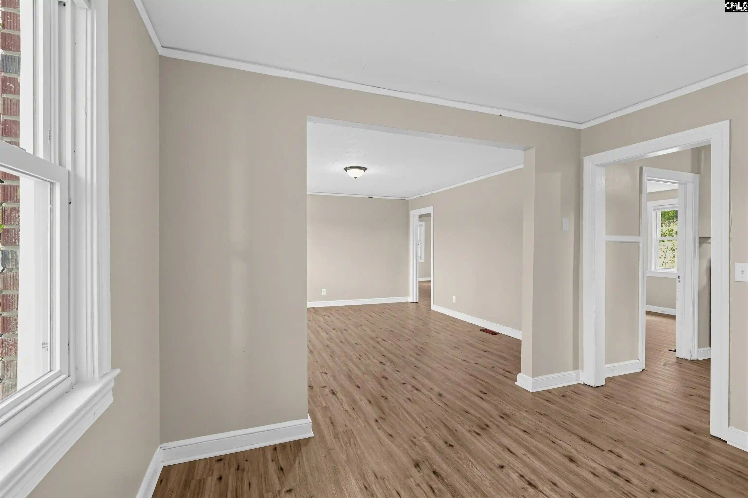 Photo 4 of Sale Pending at 4806 Ridgewood, Columbia, SC 29203 | MLS# 642323 | Listing updated on 2026-10-09