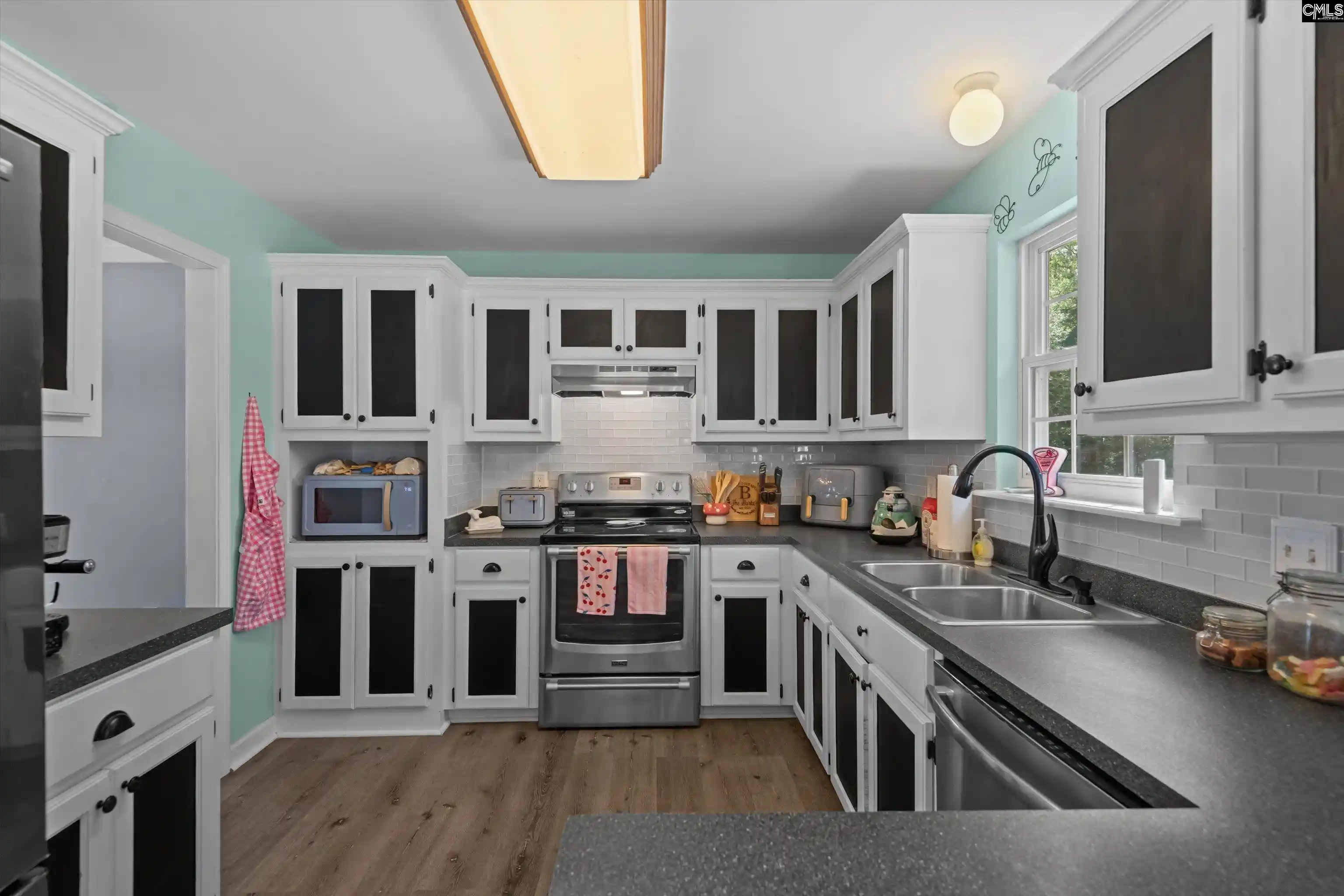 Photo 3 of Single family home for sale at 300 High Blf, Irmo, SC 29063 | MLS# 642334 | Listing updated on 2026-09-03