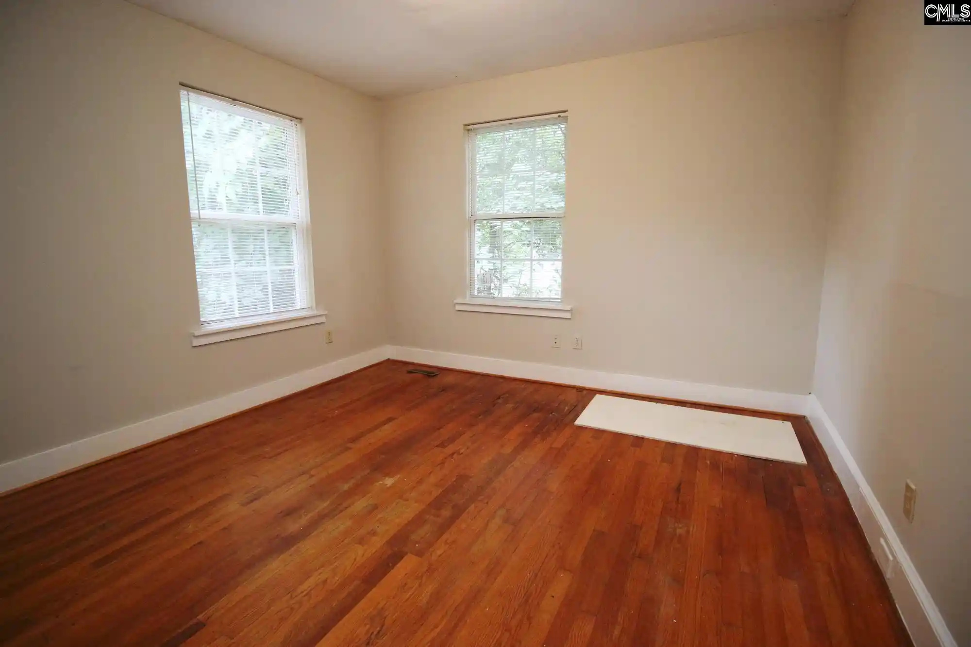 Photo 4 of Sale Pending at 1141 Virginia, Columbia, SC 29201 | MLS# 642341 | Listing updated on 2026-09-04