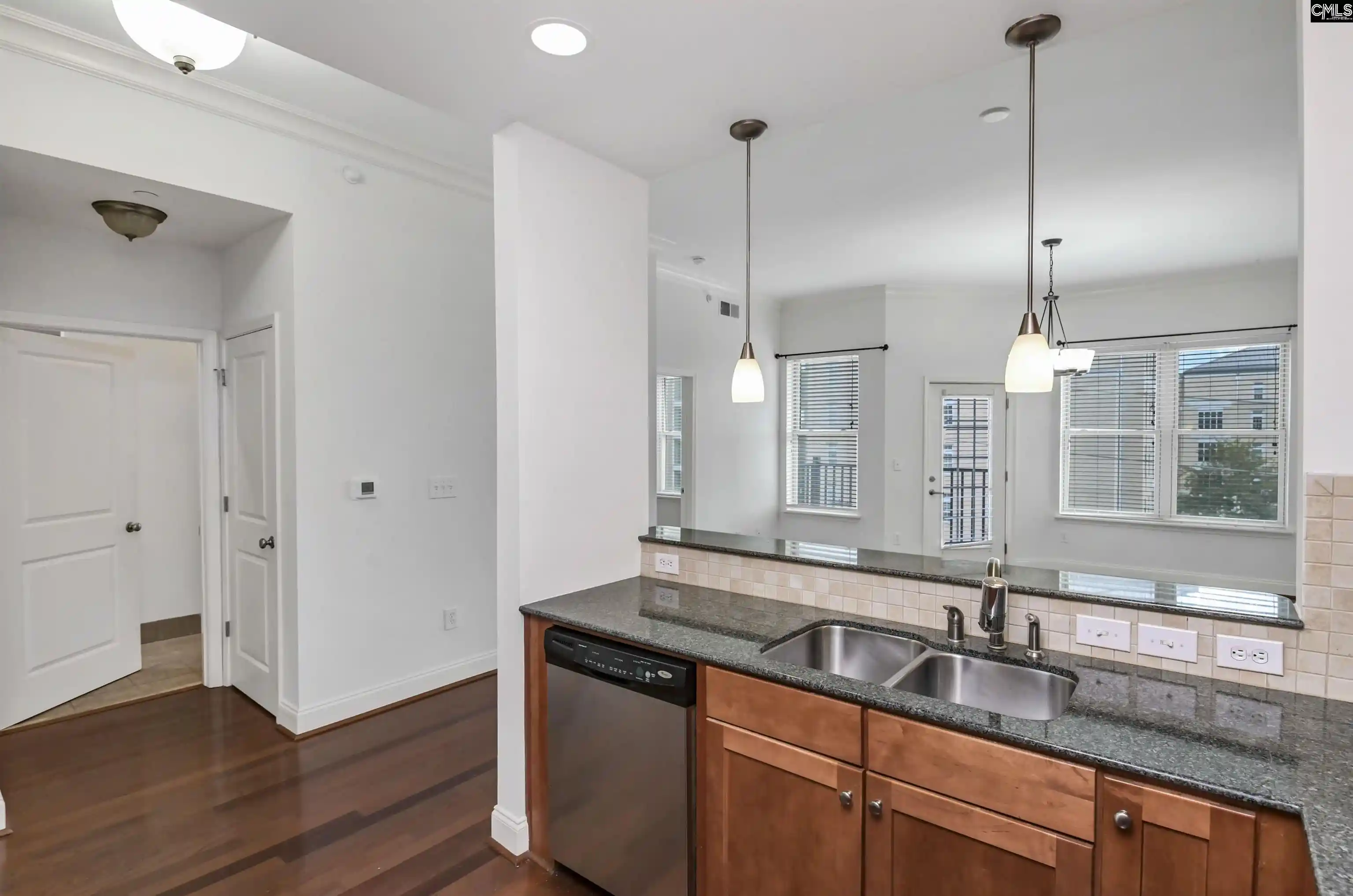 Photo 4 of Condo for sale at 601 Main #321, Columbia, SC 29201 | MLS# 642357 | Listing updated on 2026-09-03