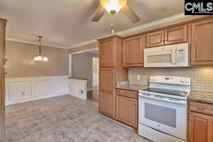 Photo 3 of Sale Pending at 132 Foxhill, Lexington, SC 29073 | MLS# 642386 | Listing updated on 2026-09-12
