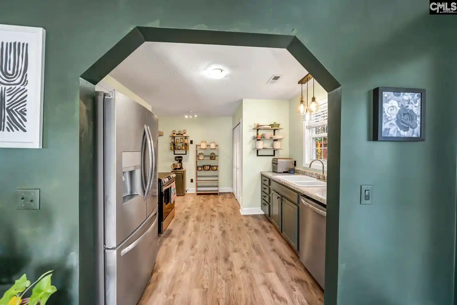 Photo 2 of Single family home for sale at 253 Montclaire, West Columbia, SC 29170 | MLS# 642394 | Listing updated on 2026-09-04