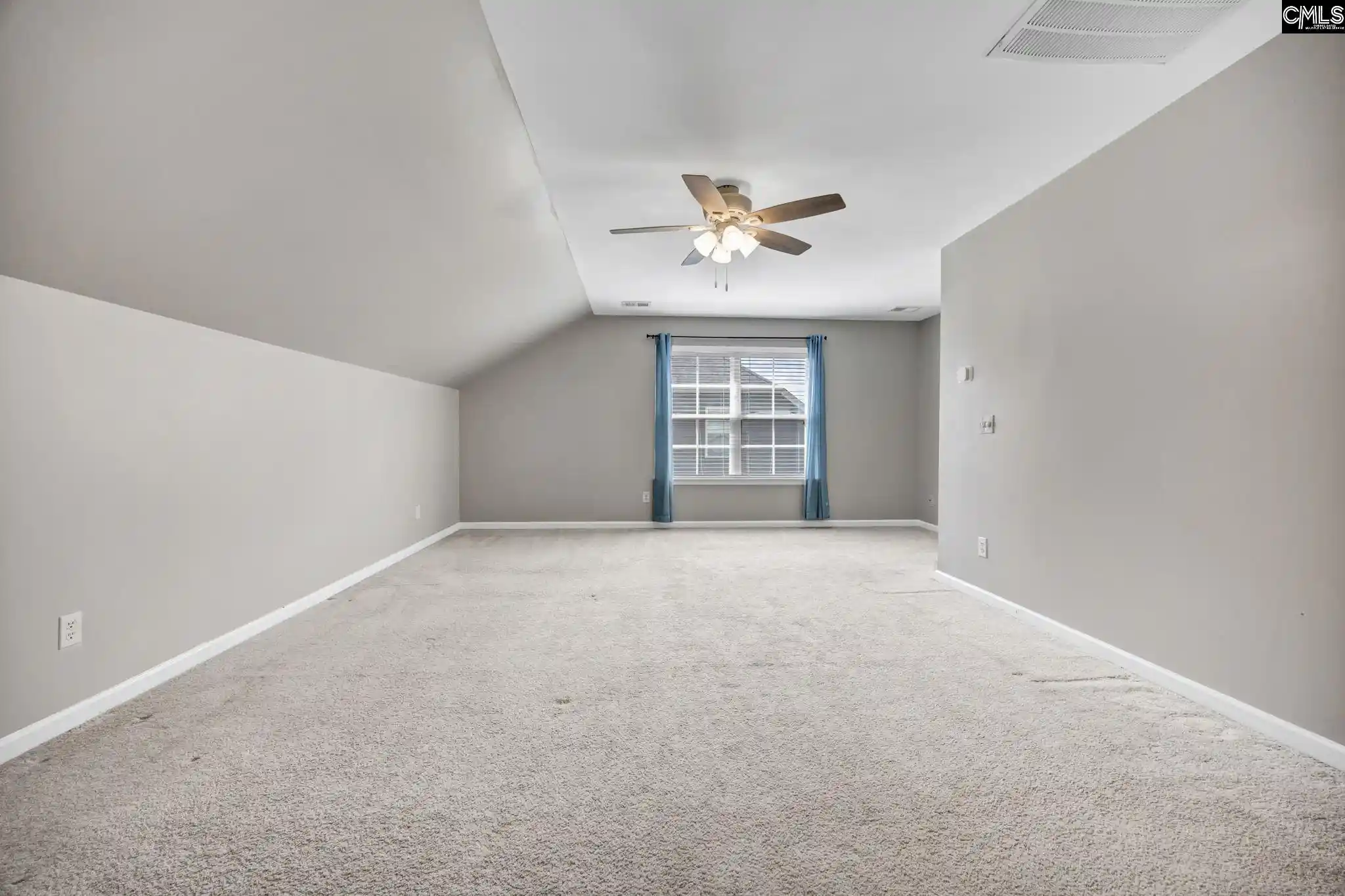 Photo 2 of Single family home for sale at 152 Tufton Ct, Cayce, SC 29033 | MLS# 642425 | Listing updated on 2026-09-04
