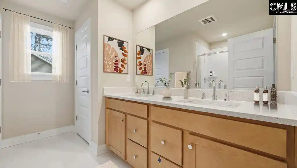 Photo 3 of Single family home for sale at 2014 Red Tulip, Lexington, SC 29073 | MLS# 642430 | Listing updated on 2026-09-17