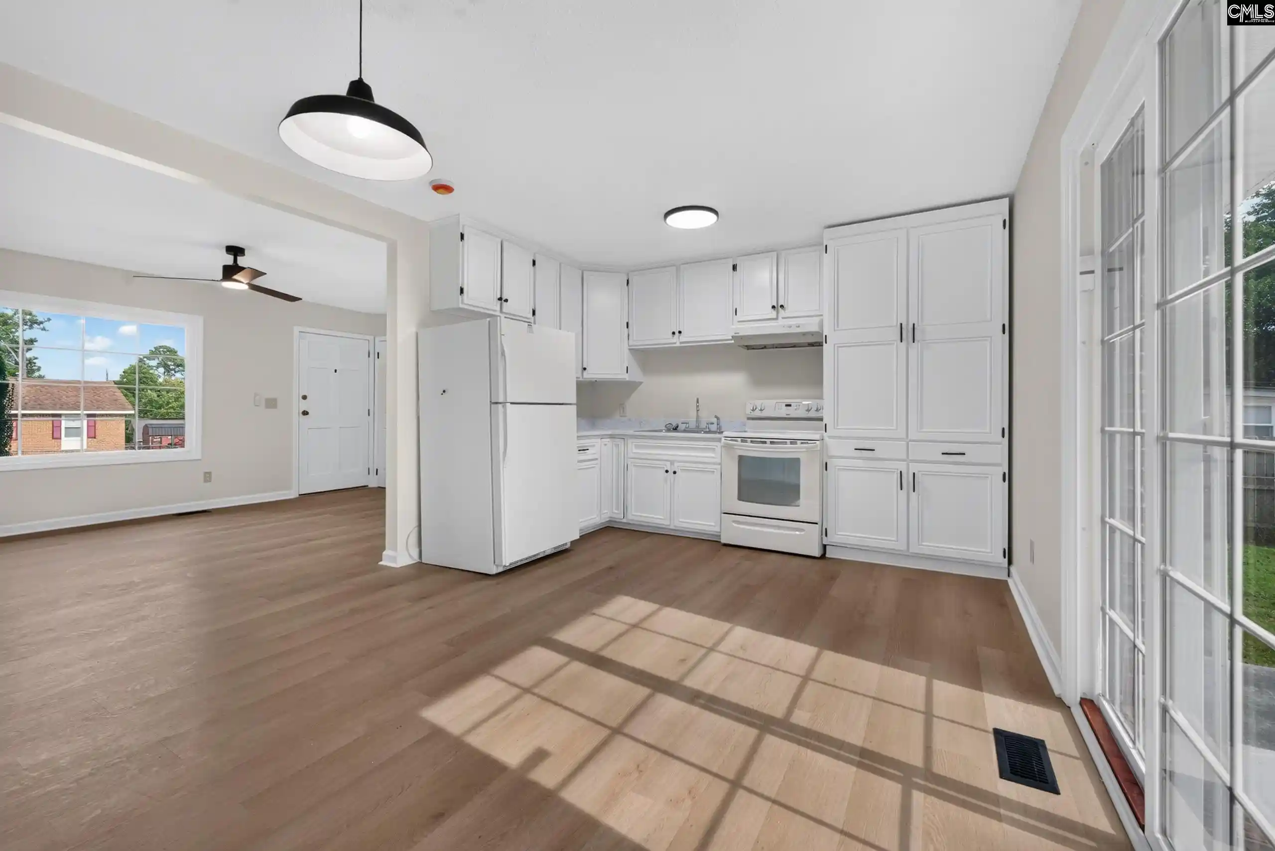 Photo 3 of Single family home for sale at 3901 Anwood, Columbia, SC 29209 | MLS# 642431 | Listing updated on 2026-09-04