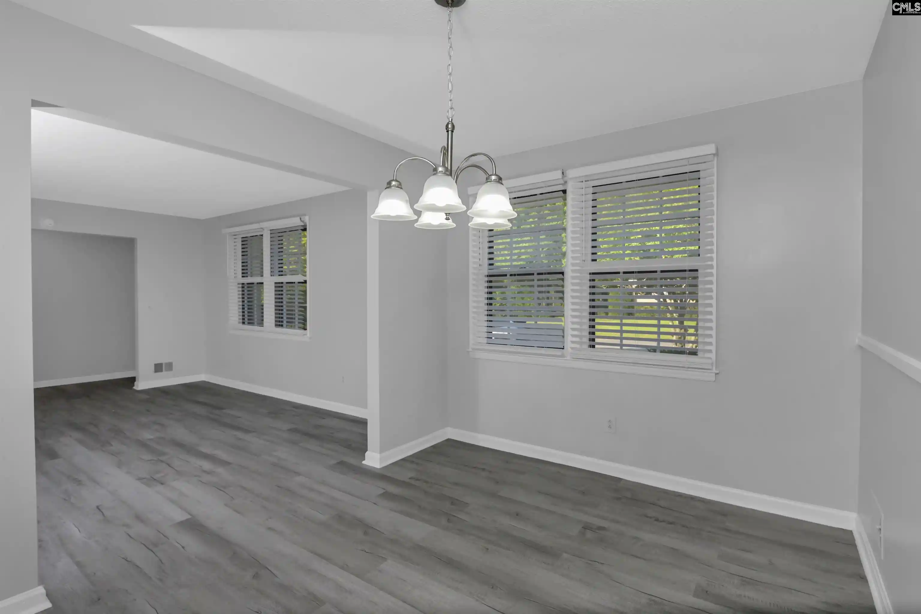 Photo 4 of Single family home for sale at 2043 Fairlawn, Cayce, SC 29033 | MLS# 642444 | Listing updated on 2026-09-04
