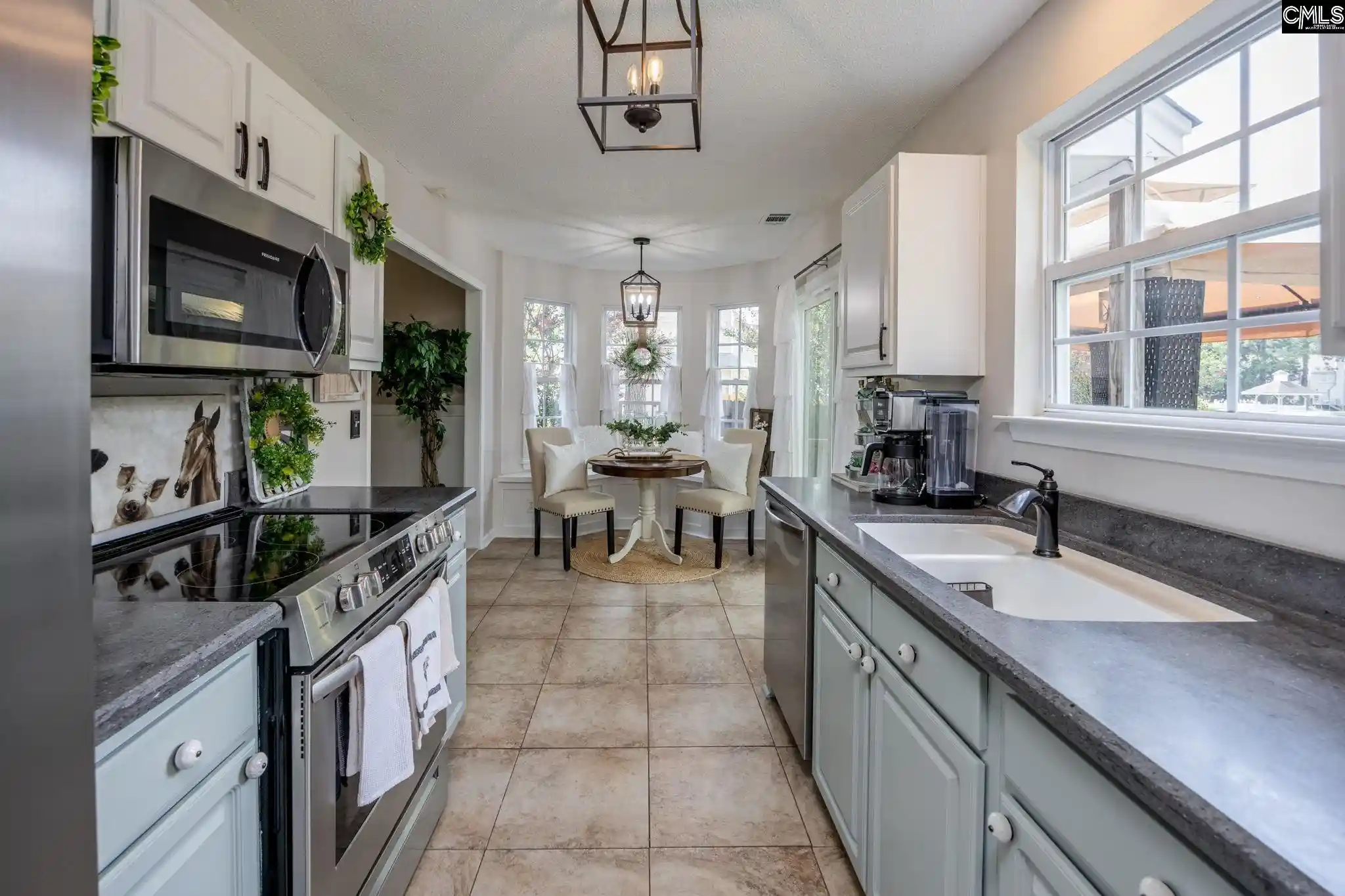 Photo 3 of Single family home for sale at 215 Village, Columbia, SC 29209 | MLS# 642516 | Listing updated on 2026-10-20