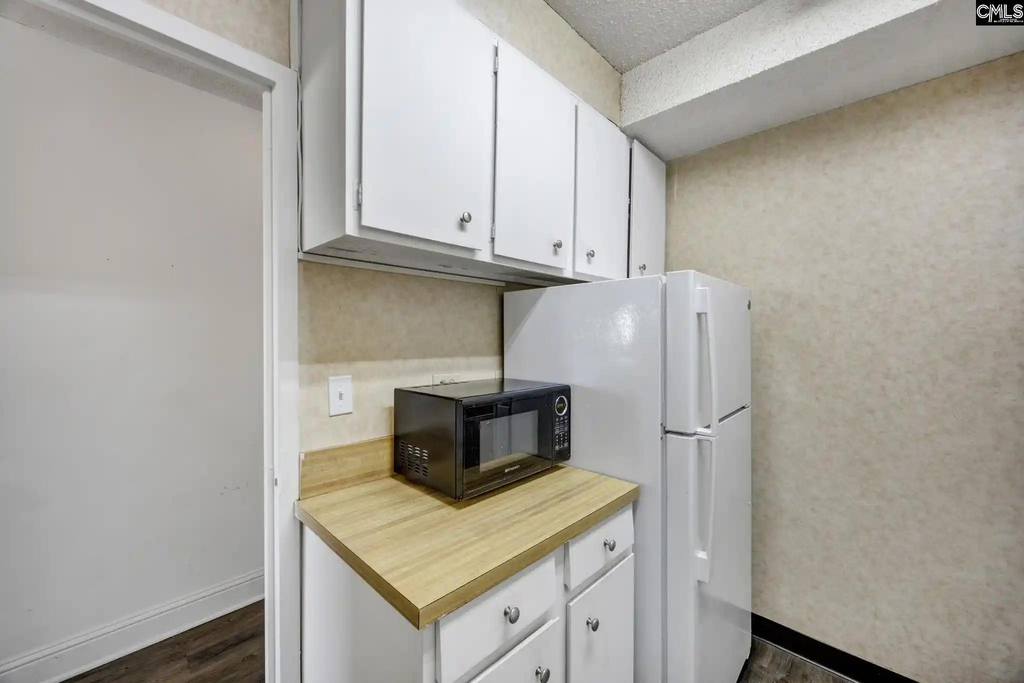 Photo 3 of Condo for sale at 1520 Senate #62, Columbia, SC 29201 | MLS# 642517 | Listing updated on 2026-09-07