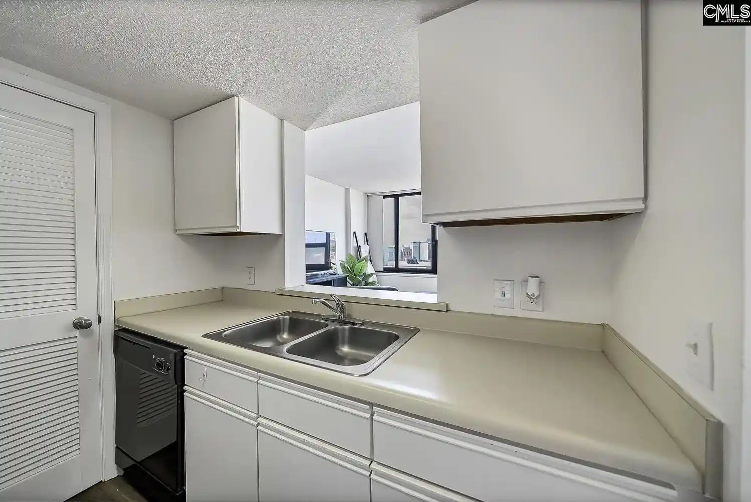 Photo 1 of Condo for sale at 1100 Wheat #910, Columbia, SC 29201 | MLS# 642545 | Listing updated on 2026-09-09