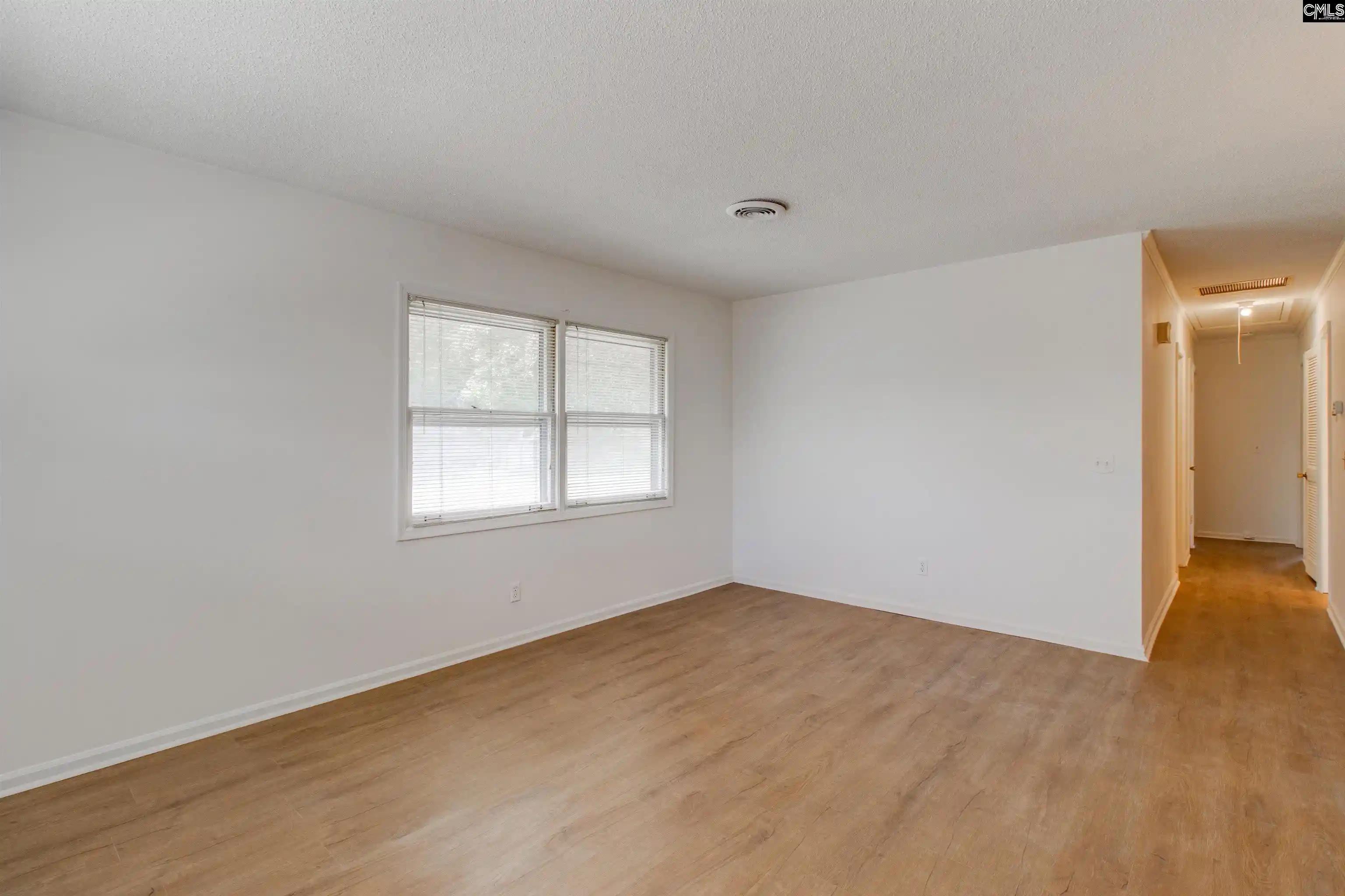 Photo 3 of Single family home for sale at 5219 Enfield, Columbia, SC 29212 | MLS# 642547 | Listing updated on 2026-09-09