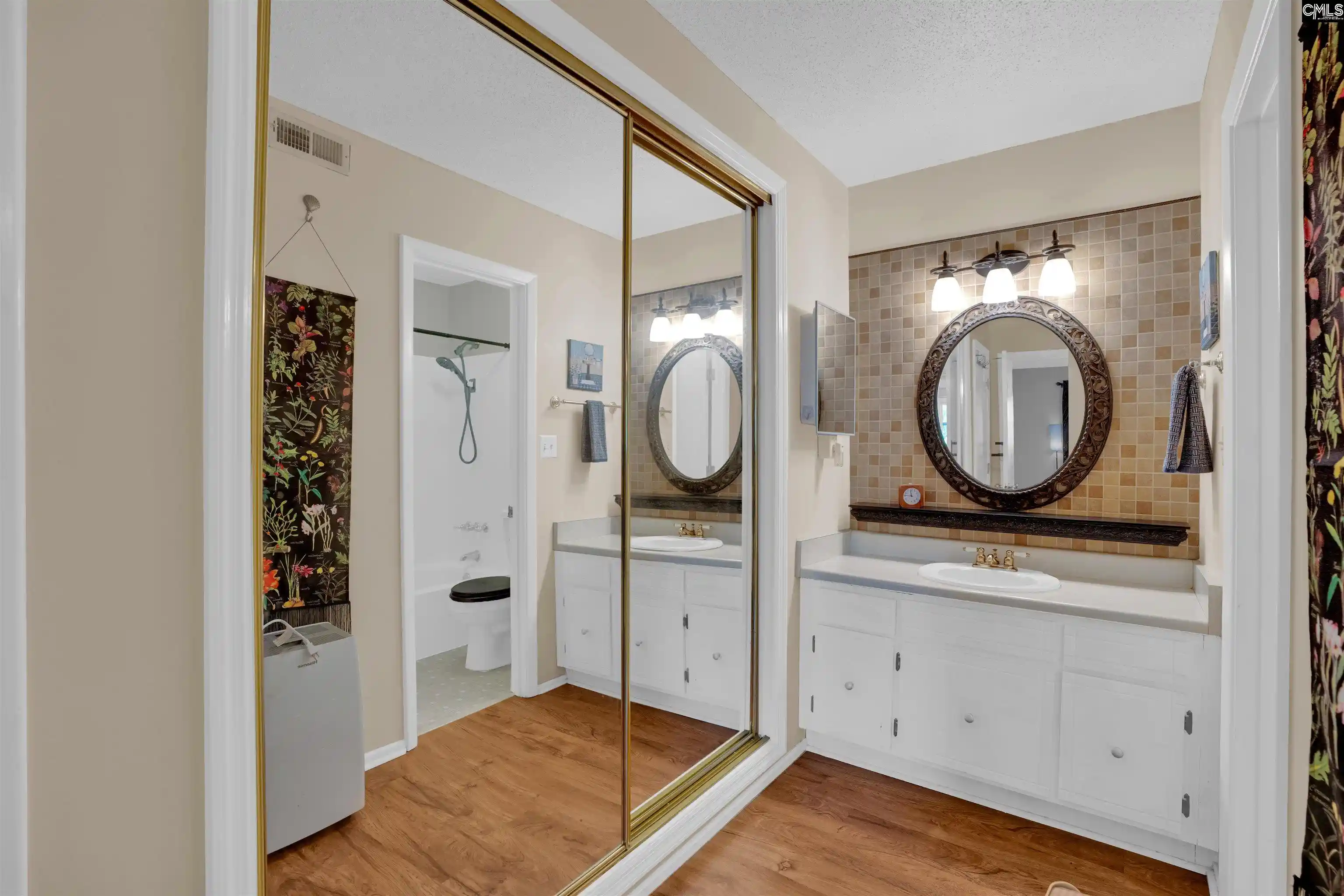 Photo 4 of Condo for sale at 601 Riverhill #C4, Columbia, SC 29210 | MLS# 642566 | Listing updated on 2026-09-29